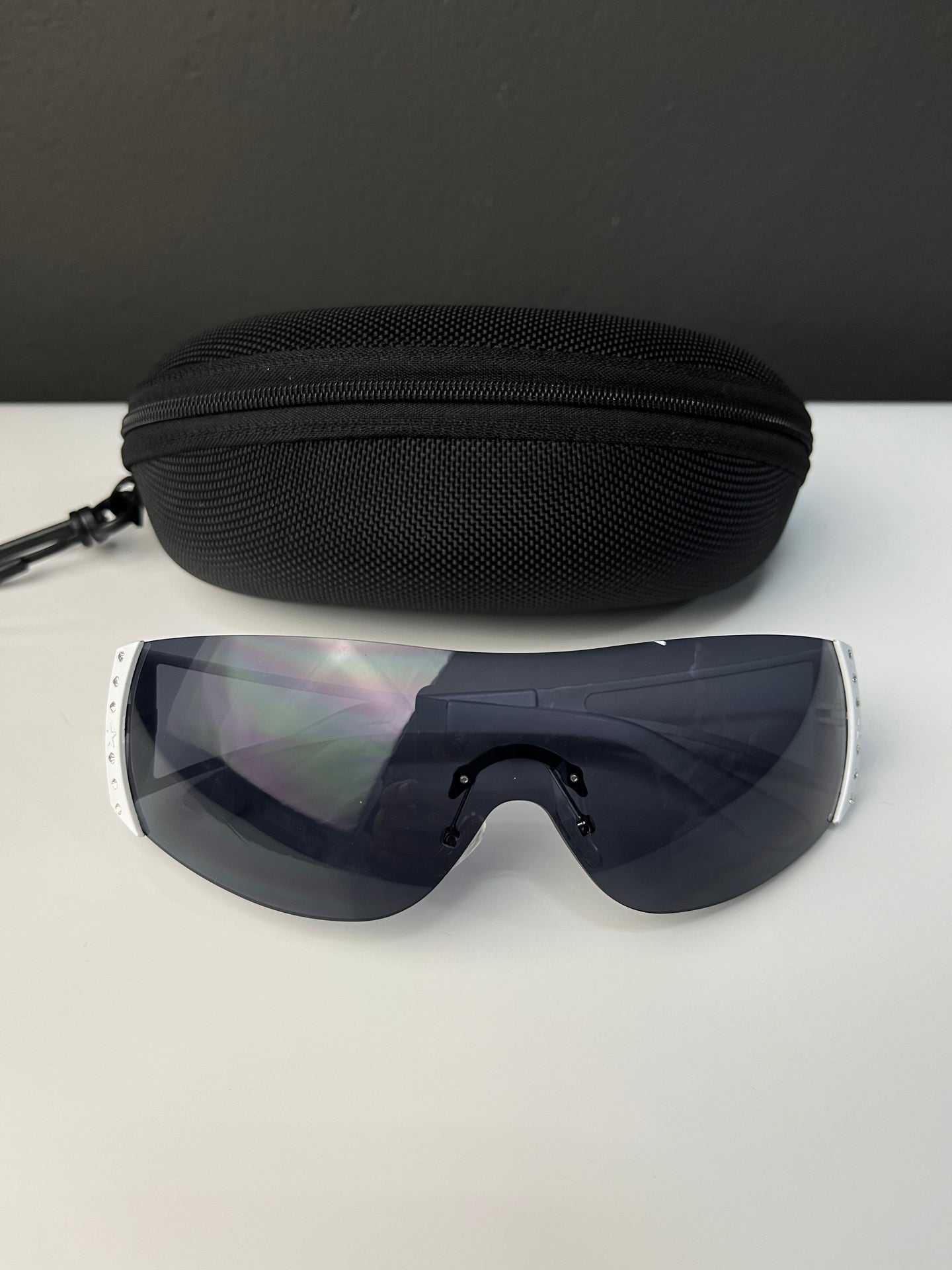 Sleek Wraparound Sunglasses