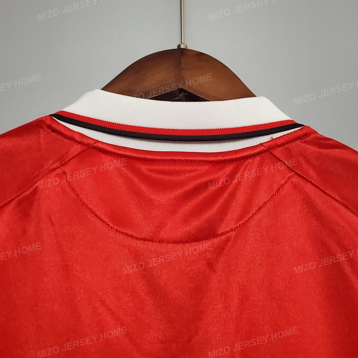 MANCHESTER UNITED Retro 1999-2000 Home Jersey