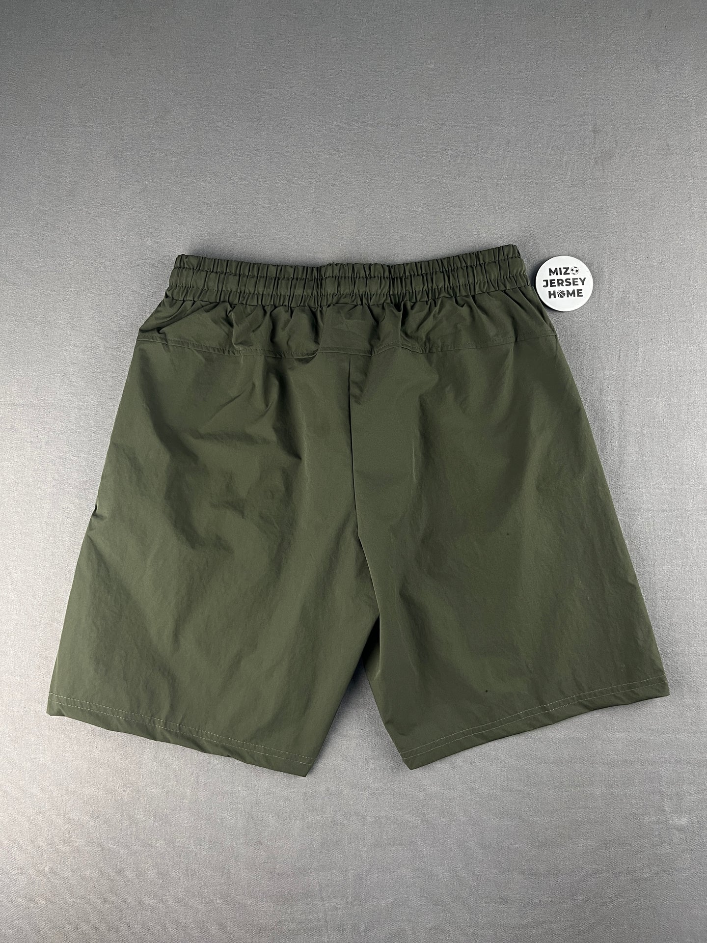 NIKE LIGHT WEIGHT Olive Green Shorts