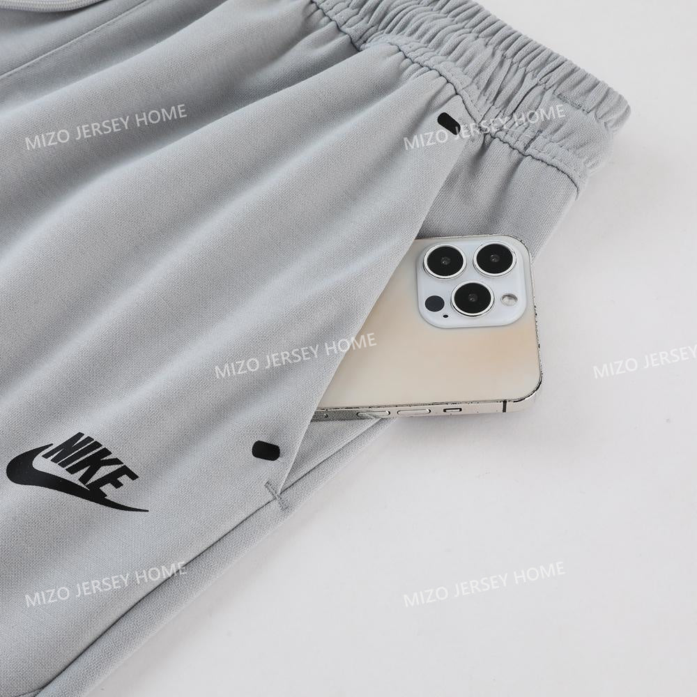 Nike Tech Fleece Grey