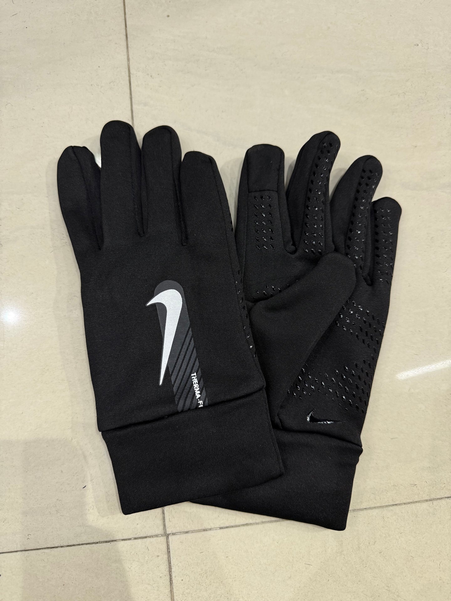 Nike Gloves