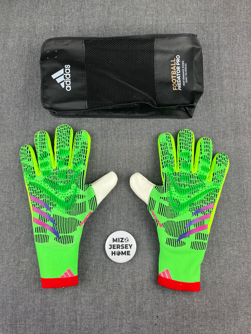 Adidas Predator Green Gloves