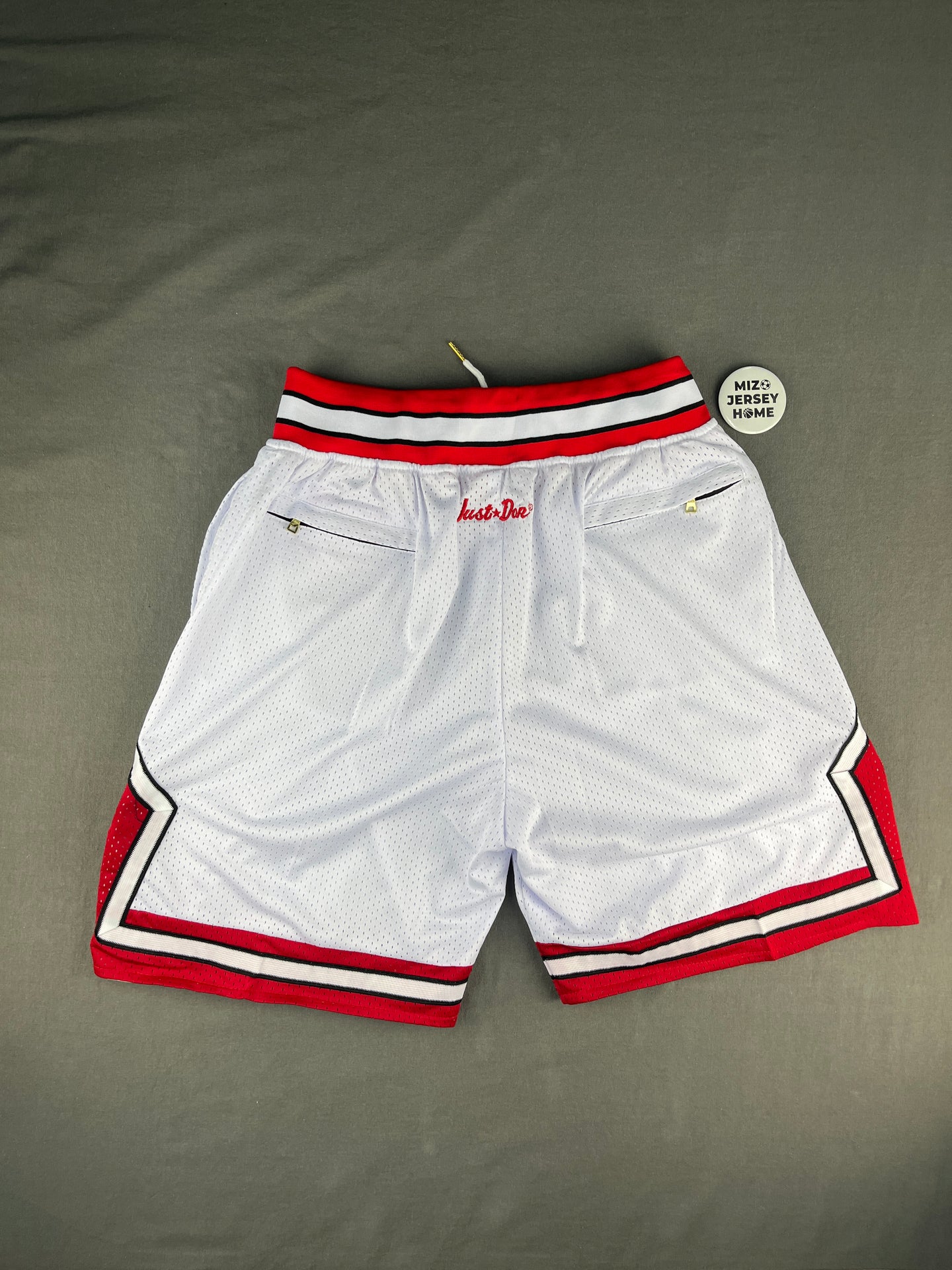 Chicago Bulls White Shorts Full Embroidery