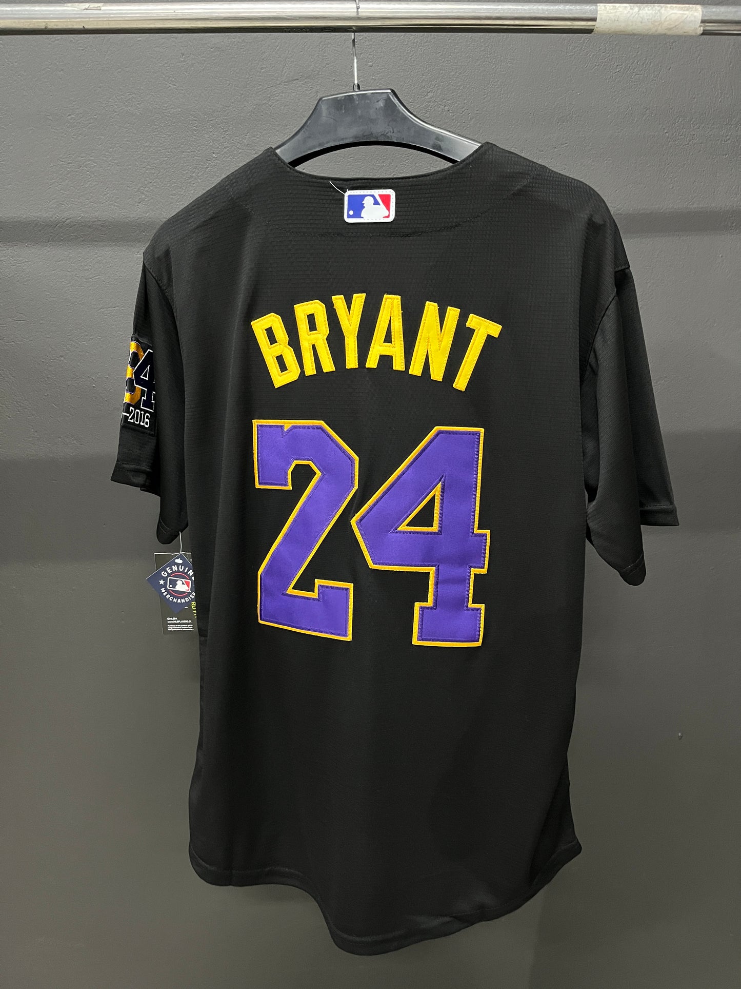 MAMBA Kobe Bryant 8\24 MLB Jersey