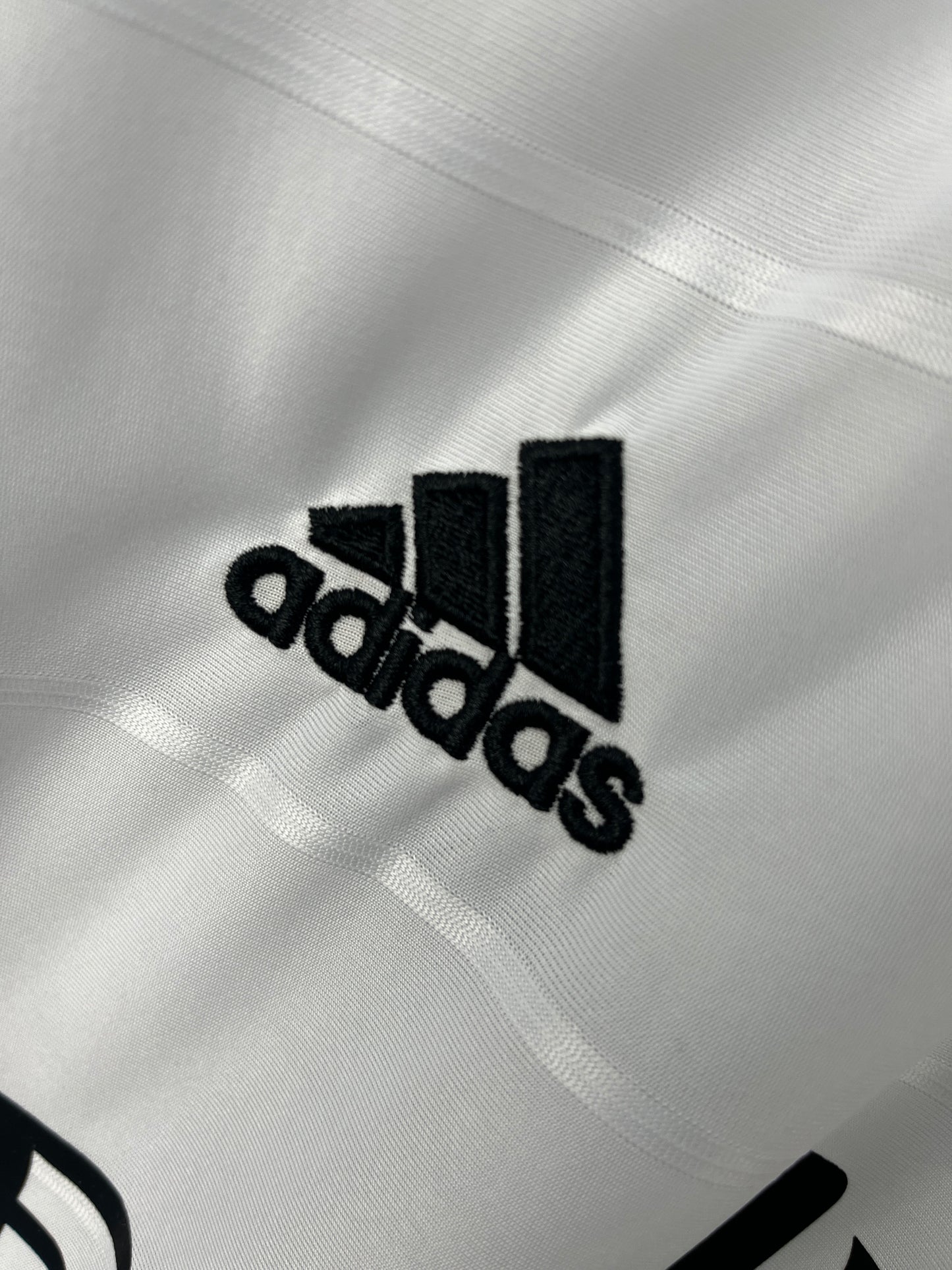 Real Madrid Home 2013-14 Retro Jersey