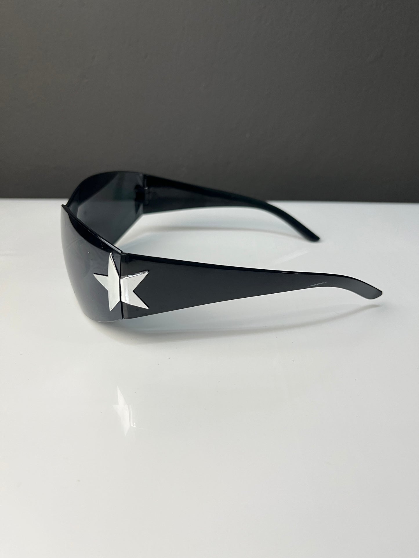 Y2K Wrap Black Sunglasses