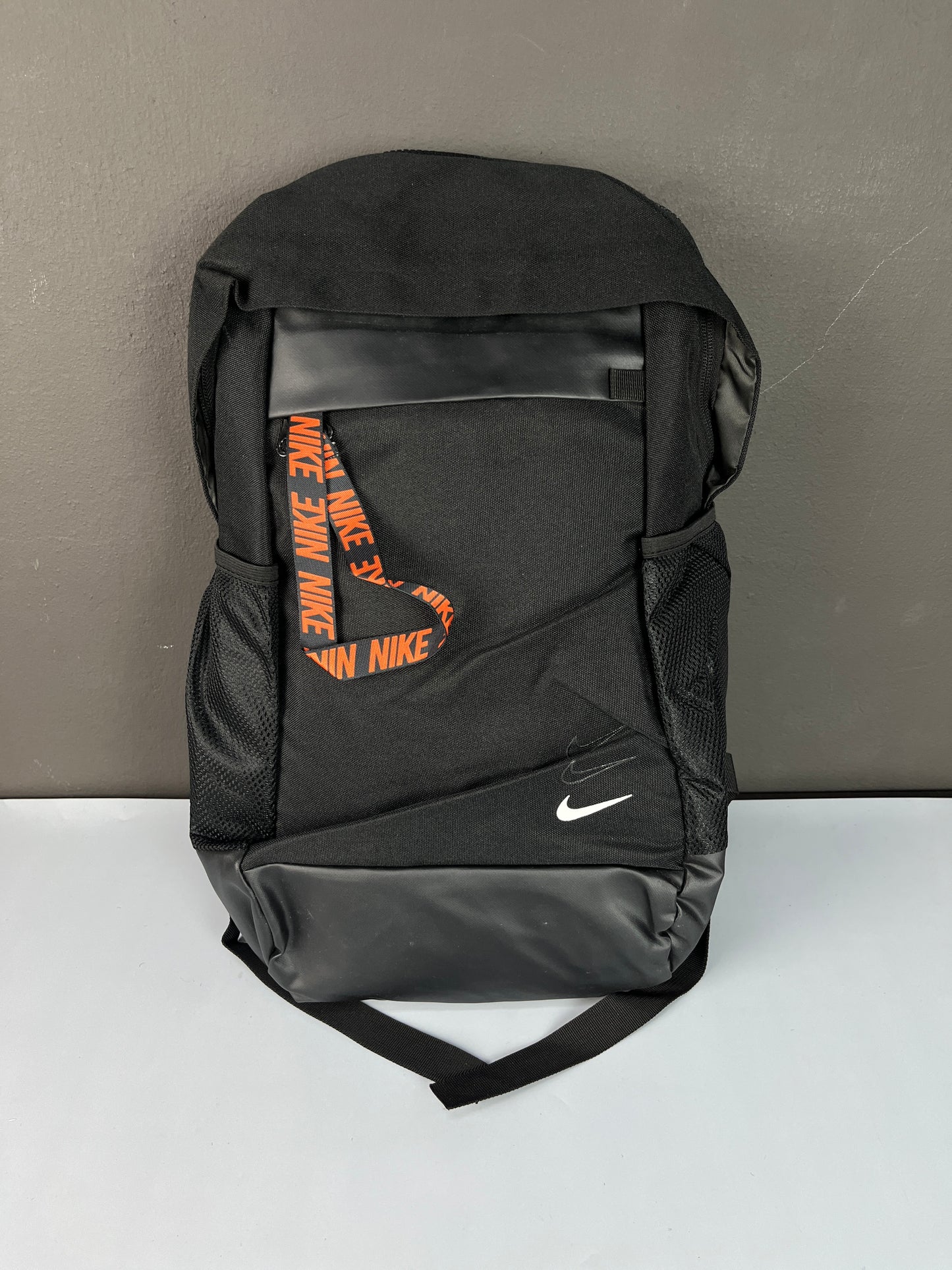 NIKE Sportswear Essentials Black Backpack