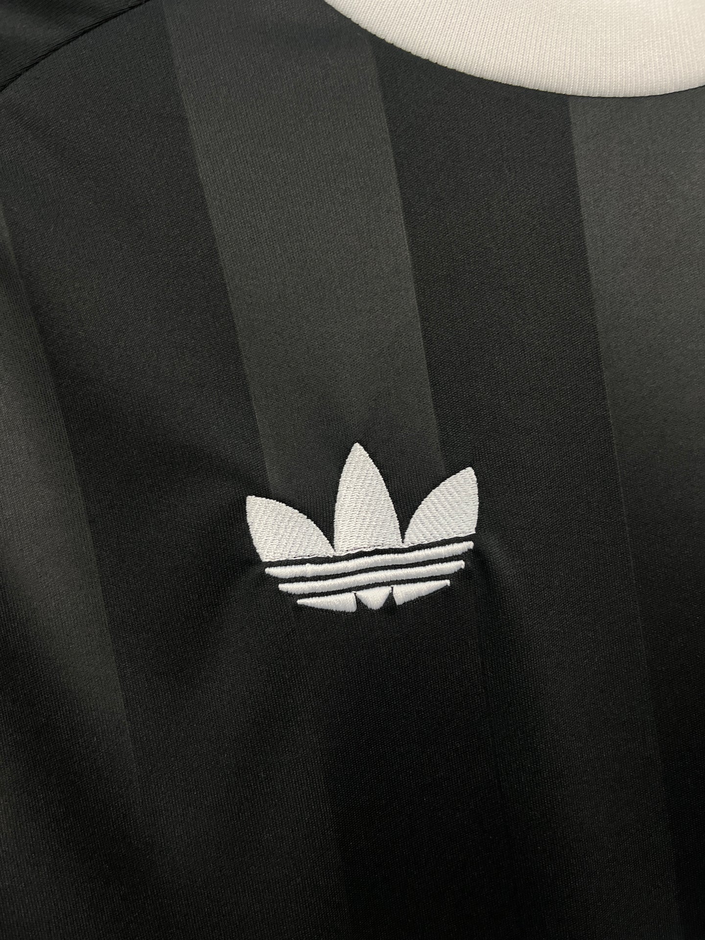 Real Madrid Goalkeeper 25/26 Jersey Fan Version