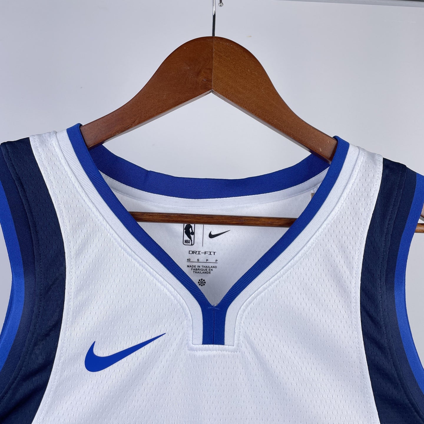 KYRIE IRVING 11 White Dallas Mavericks Heat Pressed Edition NBA Jersey
