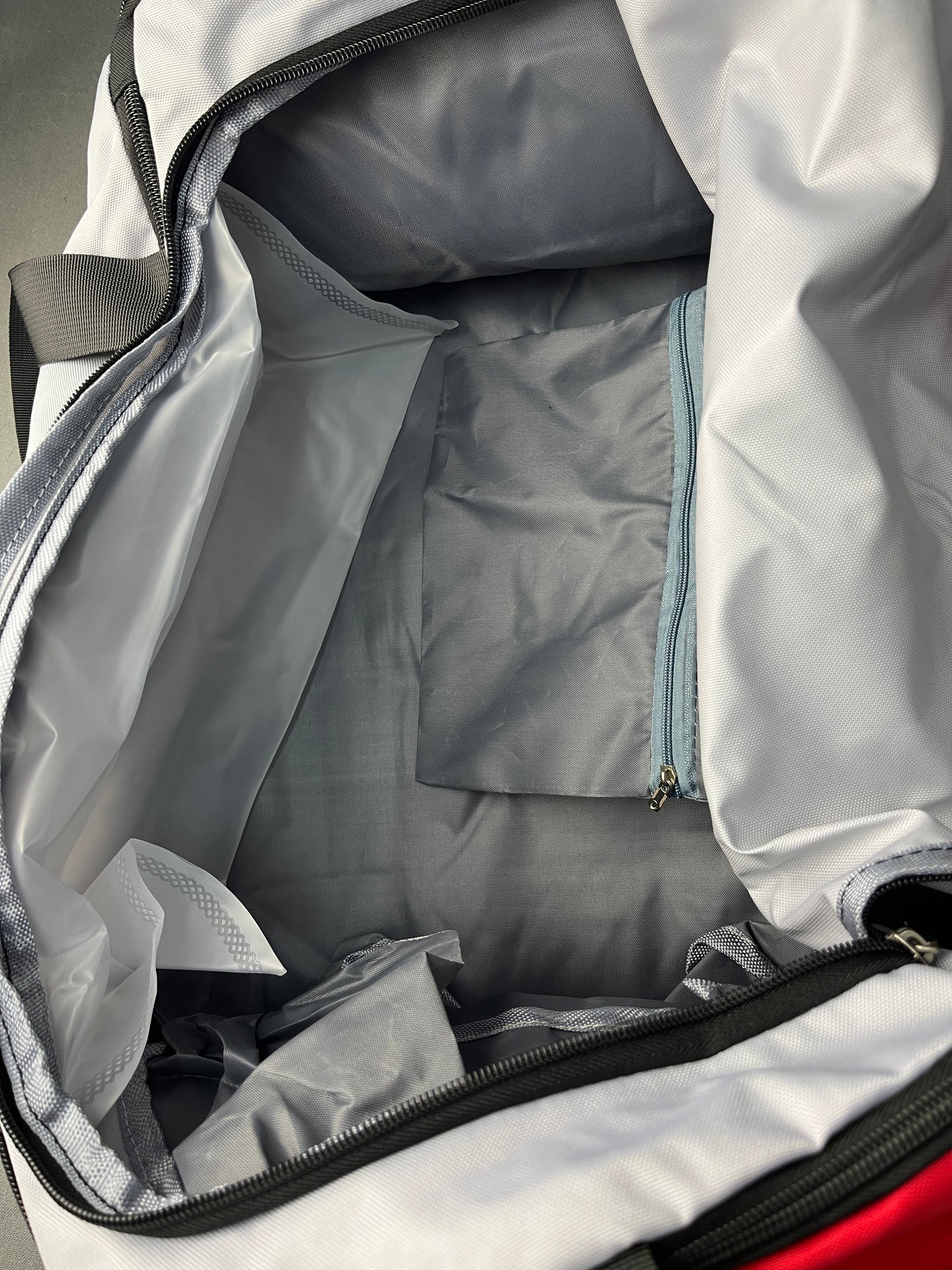 NIKE Travel Duffle Bag Gray & Red