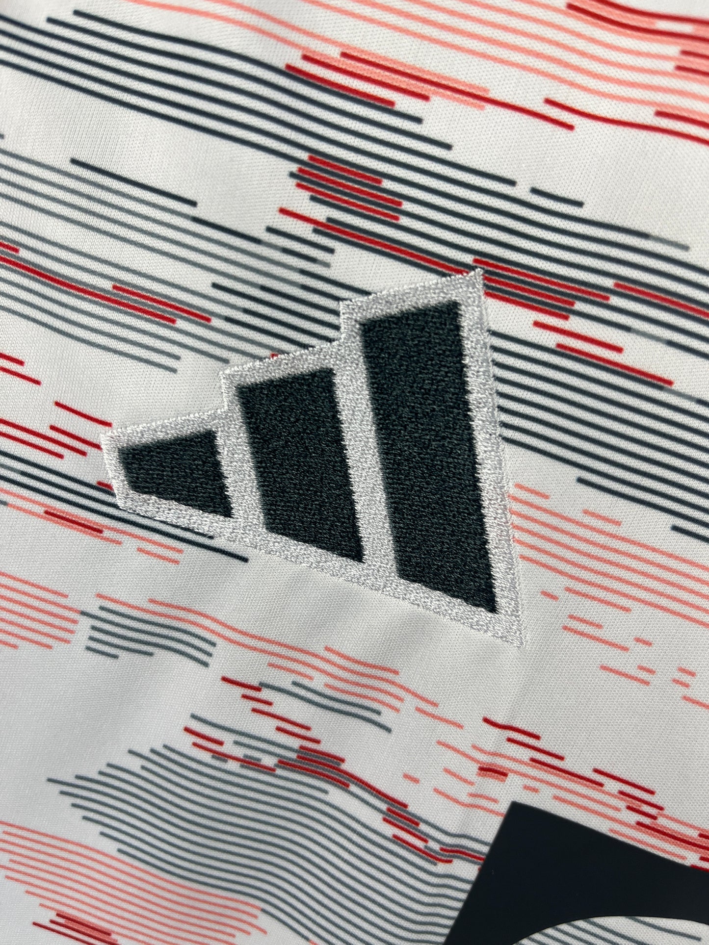 Bayern Munich Away Jersey 25/26 Fan Version