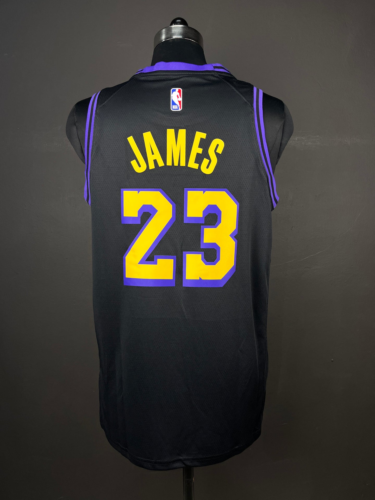 JAMES 23 Black Los Angeles Lakers Heat Pressed Edition NBA Jersey