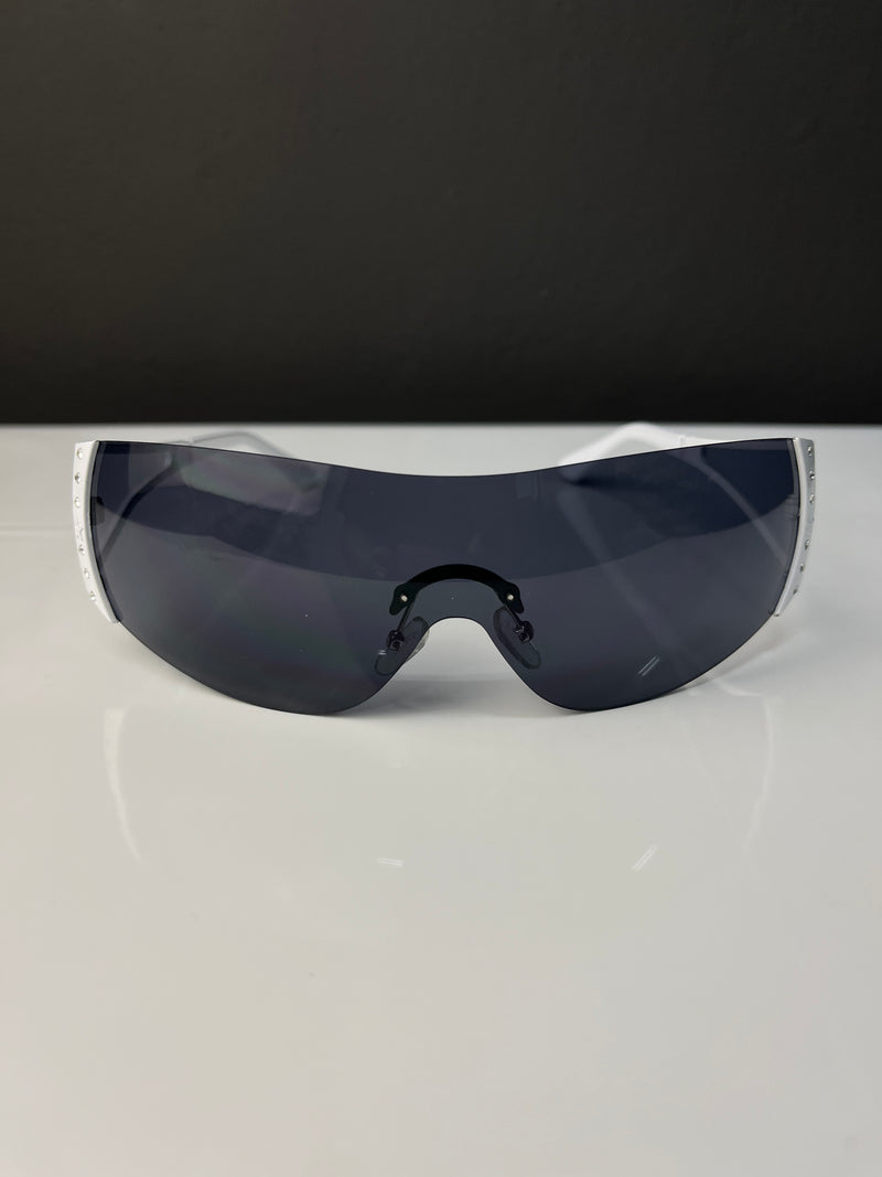 Sleek Wraparound Sunglasses