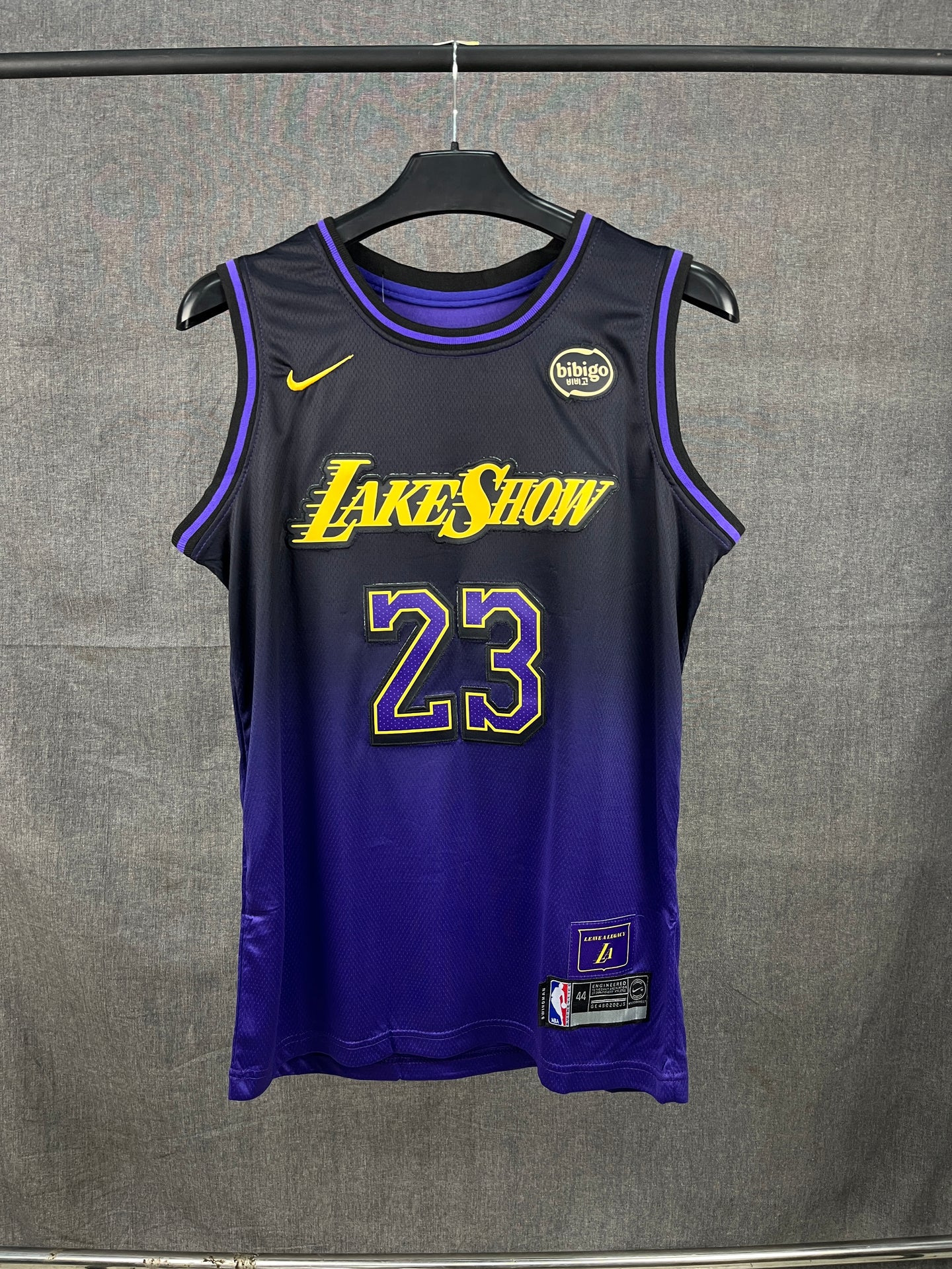 James 23 Purple LakeShow NBA Jersey