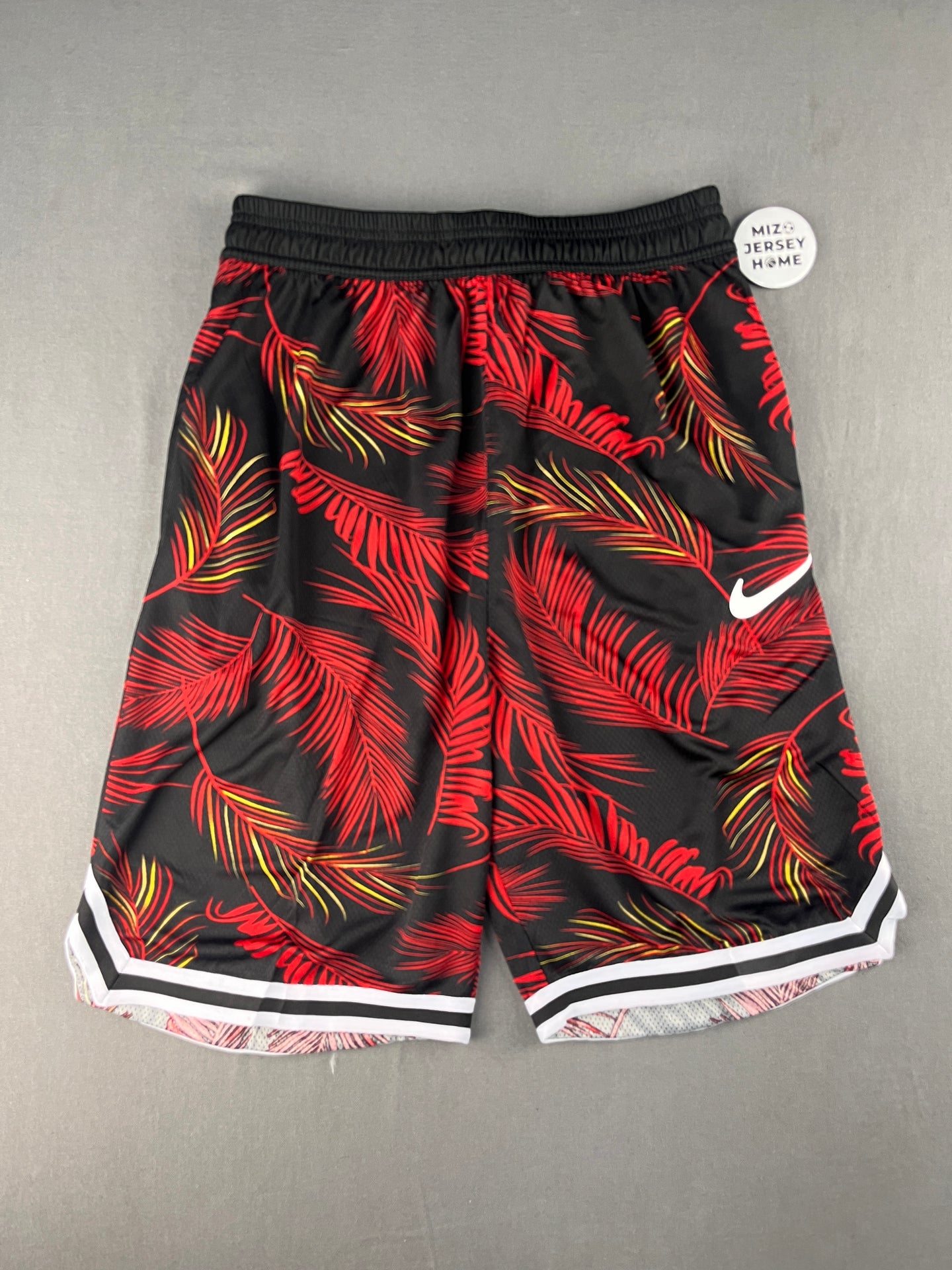 NIKE Floral Red Shorts