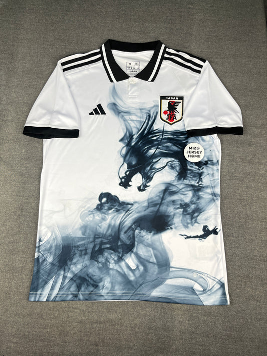 Japan White Dragon Fan Version