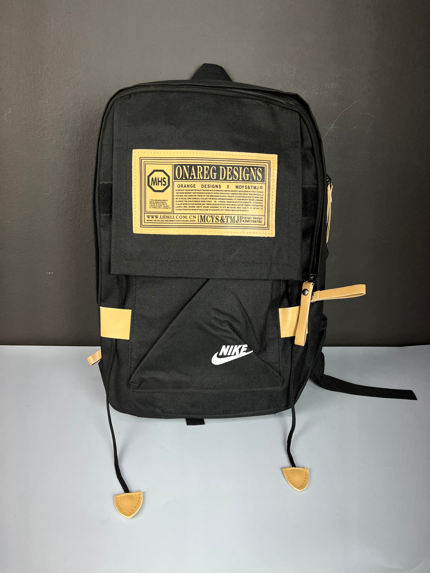 NIKE Unisex Canvas Black Backpack