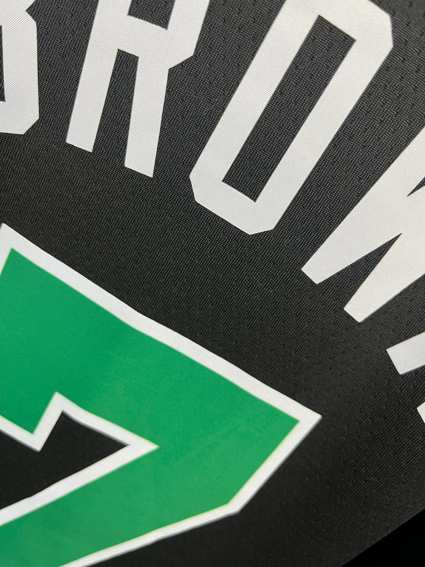 BROWN 7 Celtics Black Heat Pressed Edition