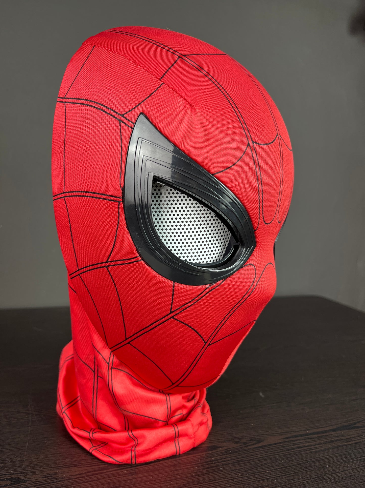 Flicker-Eye Spidey RED Mask with Moving Jaw