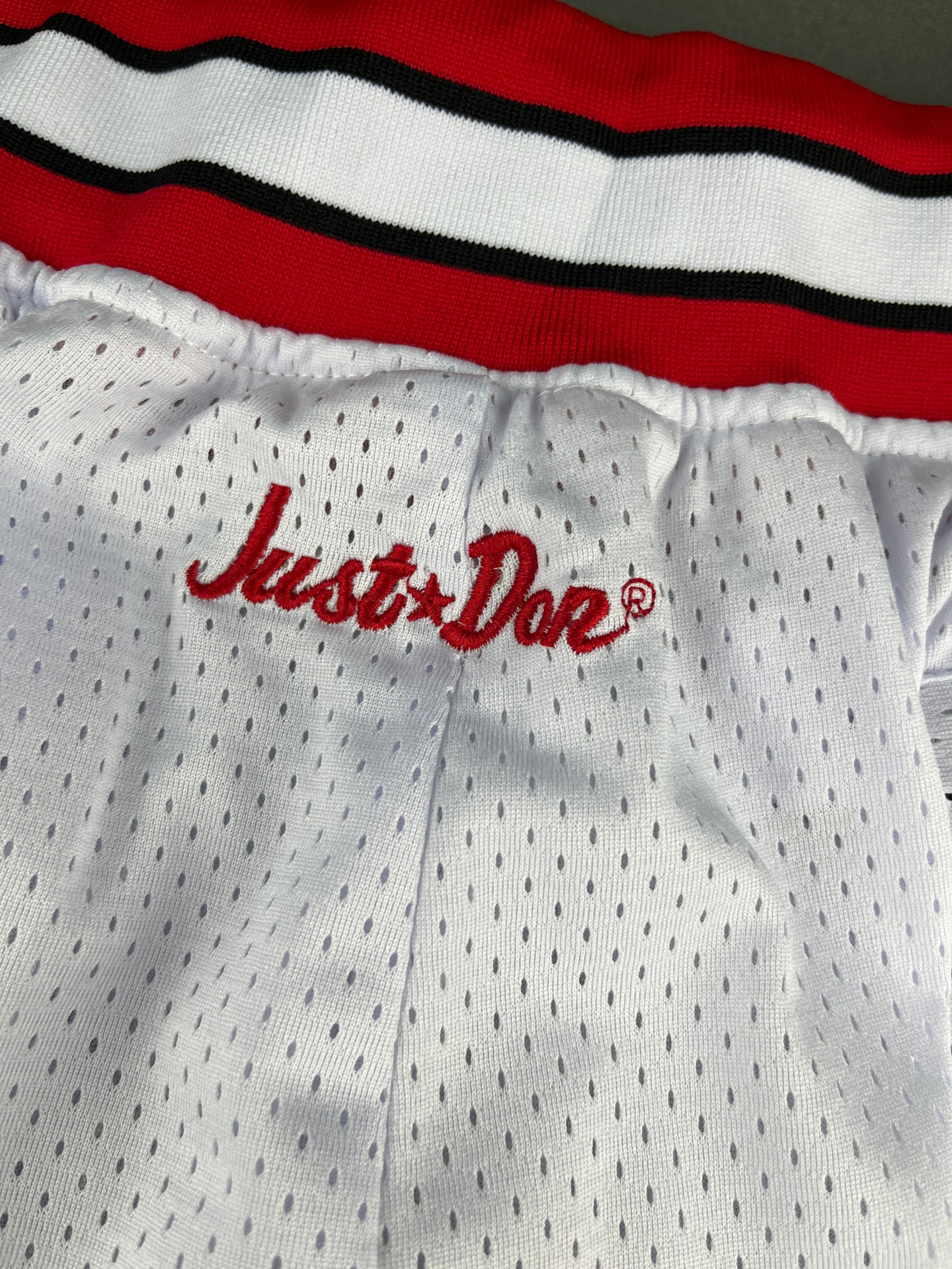 Chicago Bulls White Shorts Full Embroidery