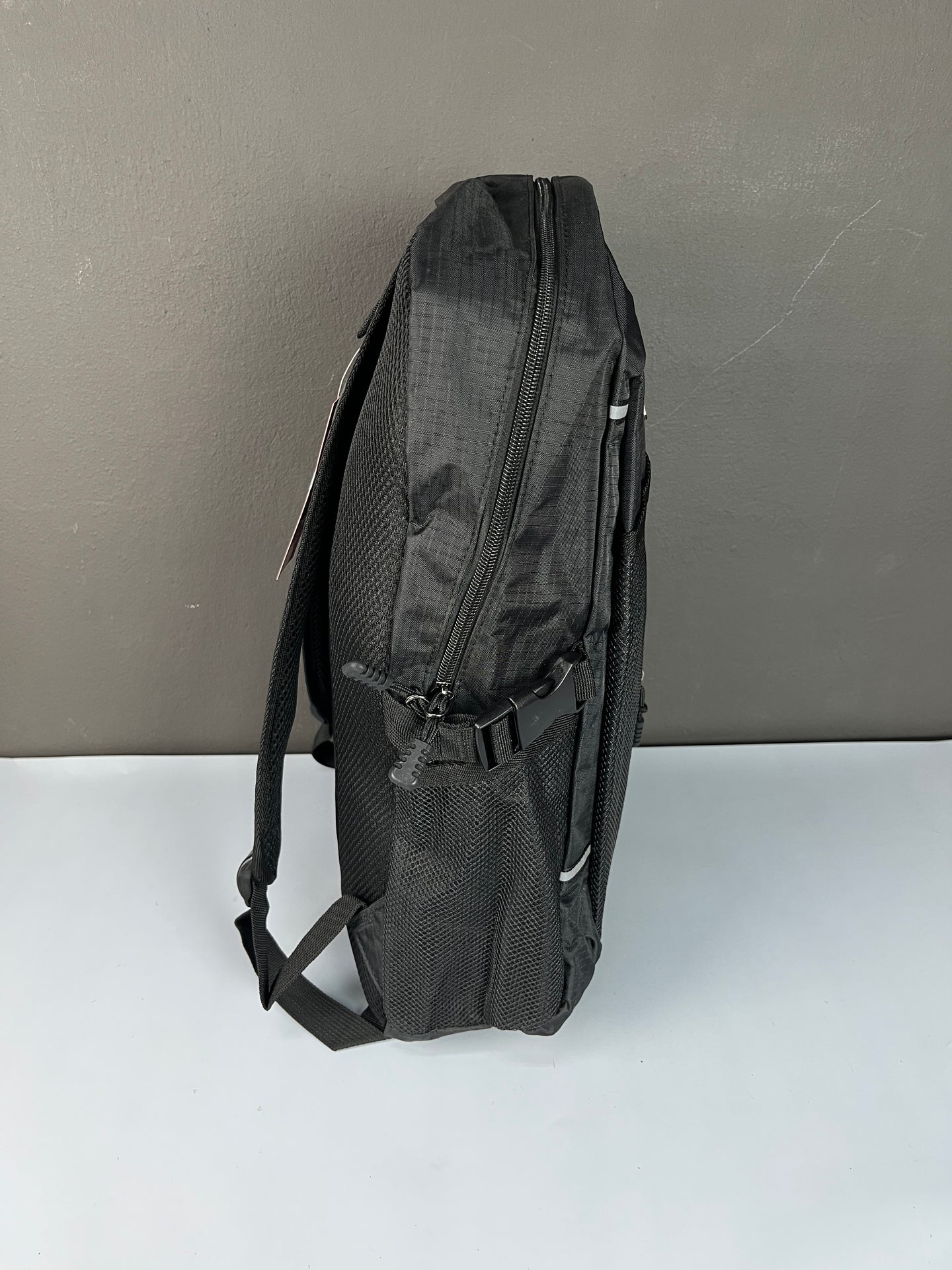 SUPREME Ss17 Black Backpack