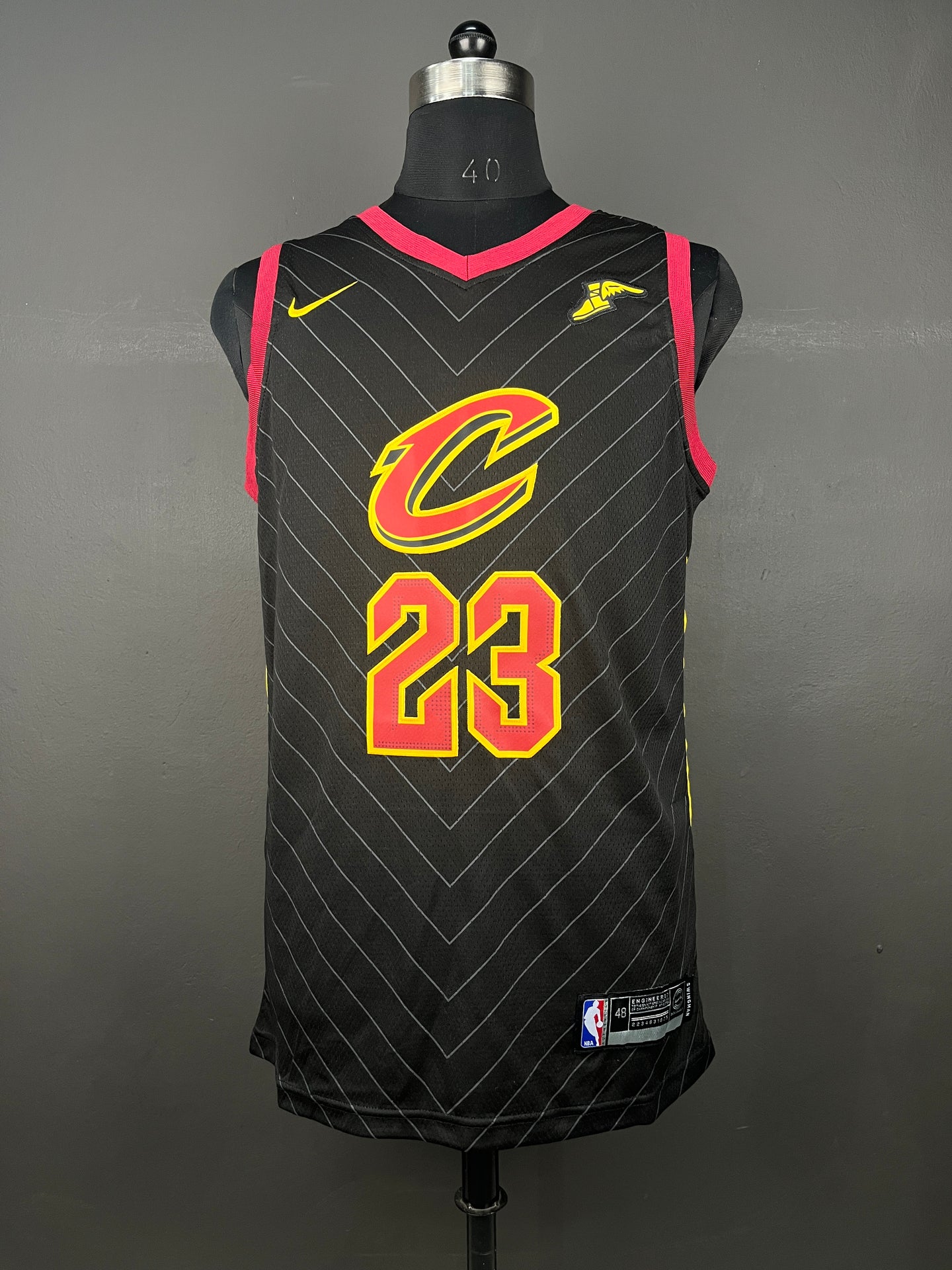 JAMES 23 Black  Cleveland Cavaliers NBA Jersey