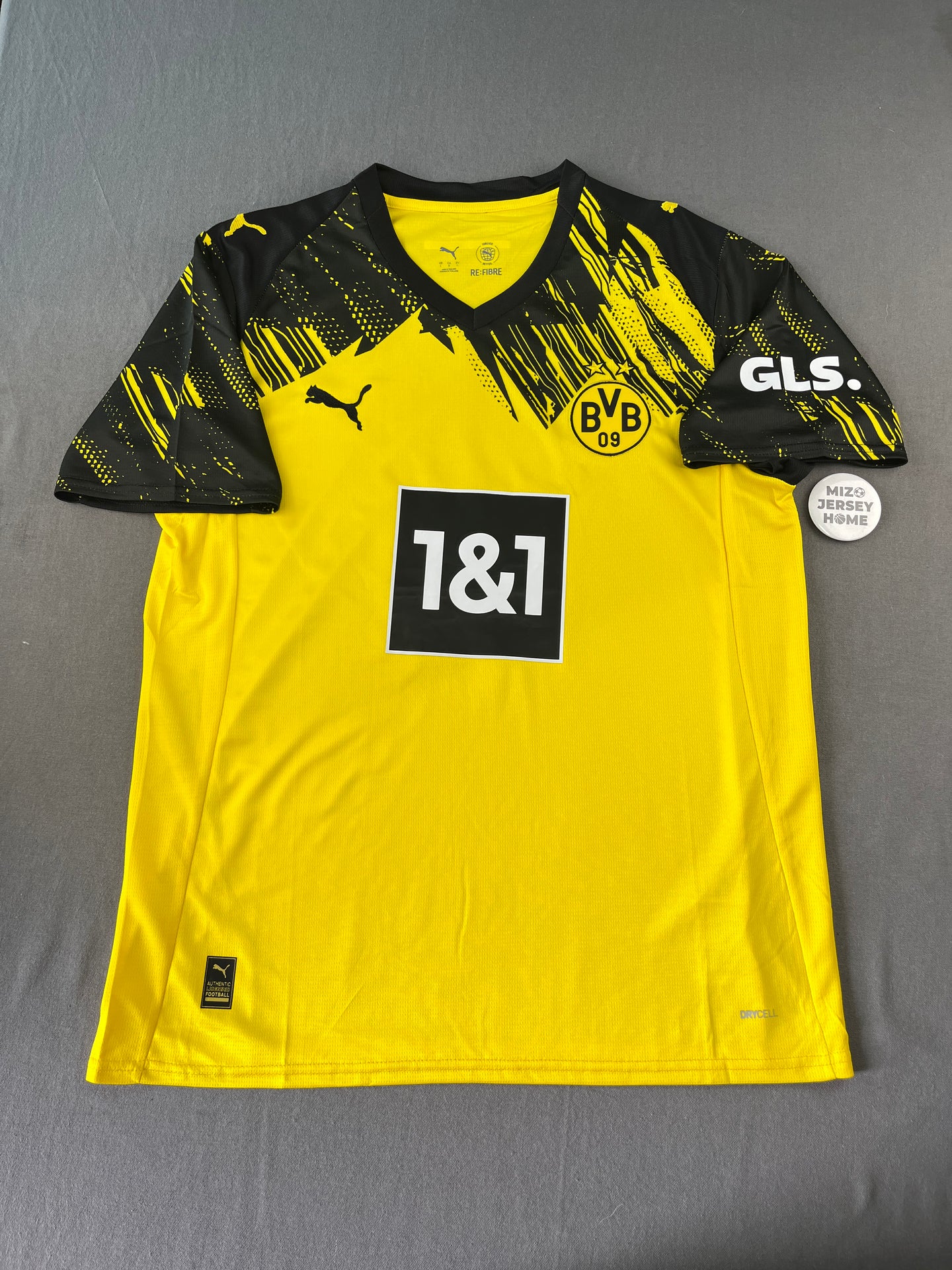 BORUSSIA DORTMUND HOME JERSEY 25-26 FAN VERSION