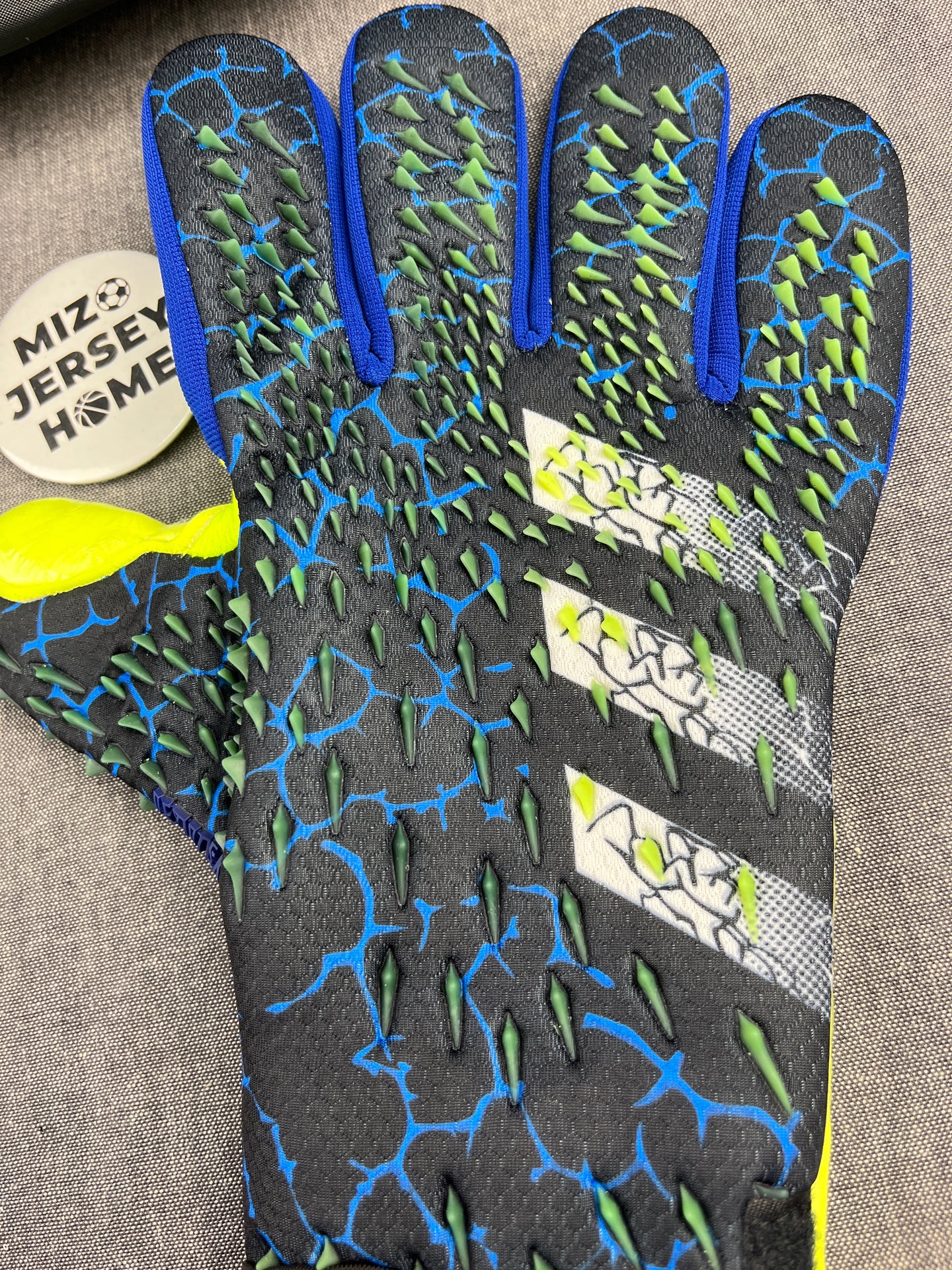 Adidas Predator Blue Gloves