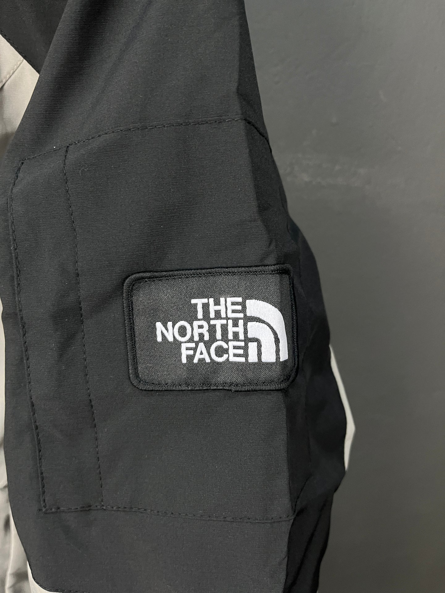 The North Face Light Puffer Clay & Black Jacket