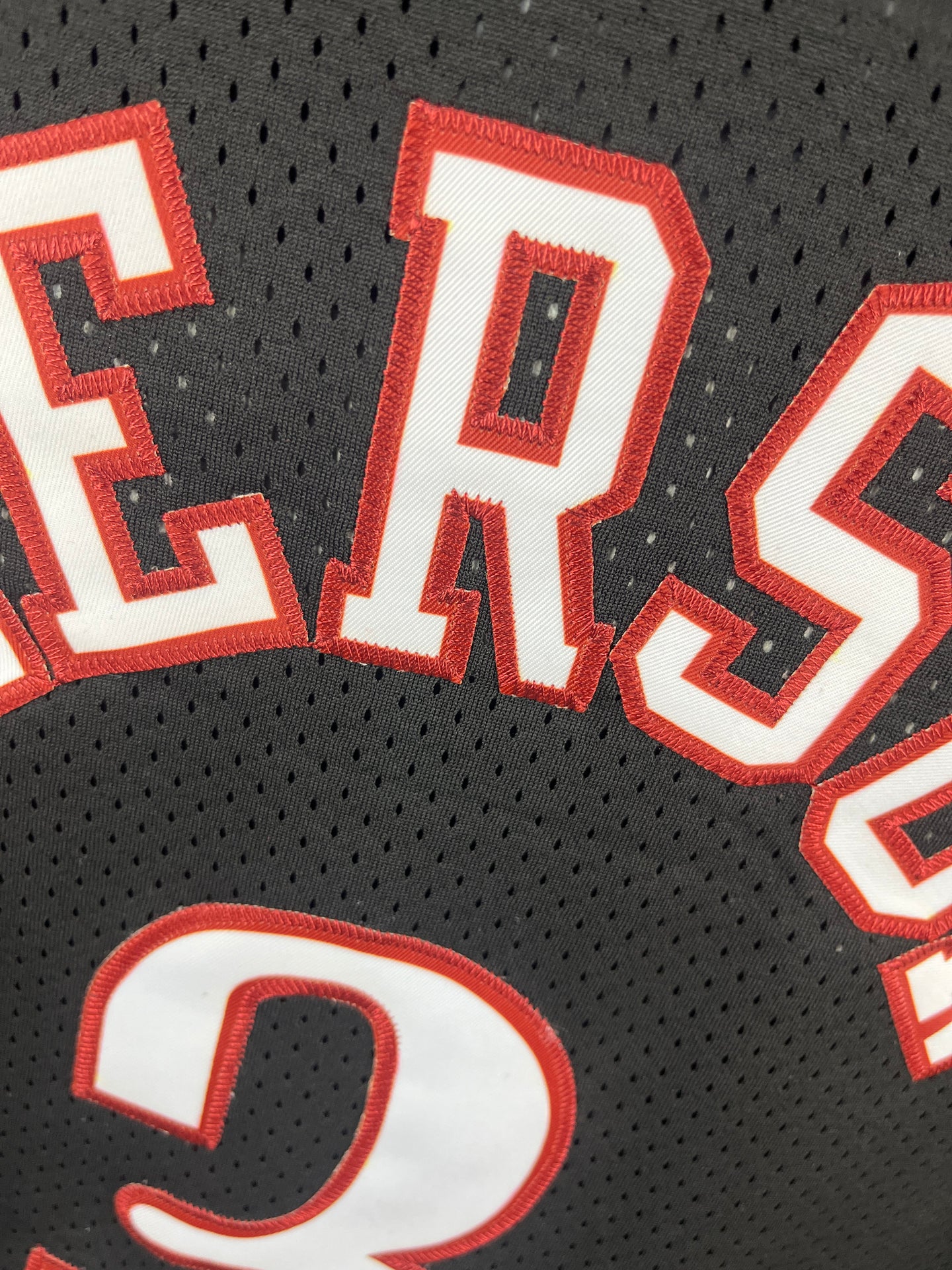 IVERSON 3 Black Philadelphia 76ers NBA Jersey