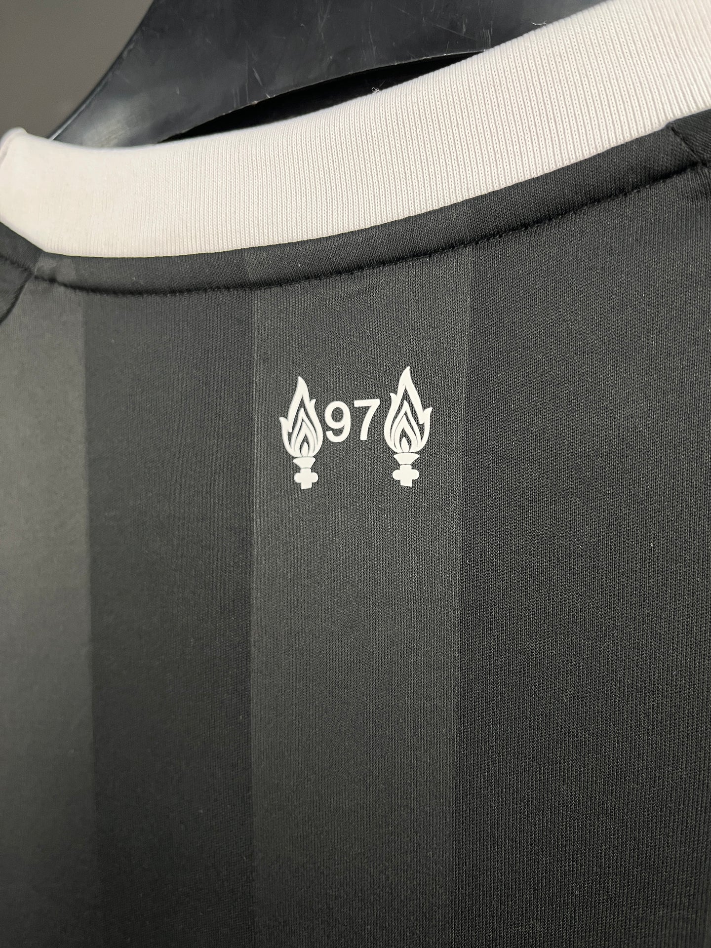 Liverpool Goalkeeper 25/26 Jersey Fan Version