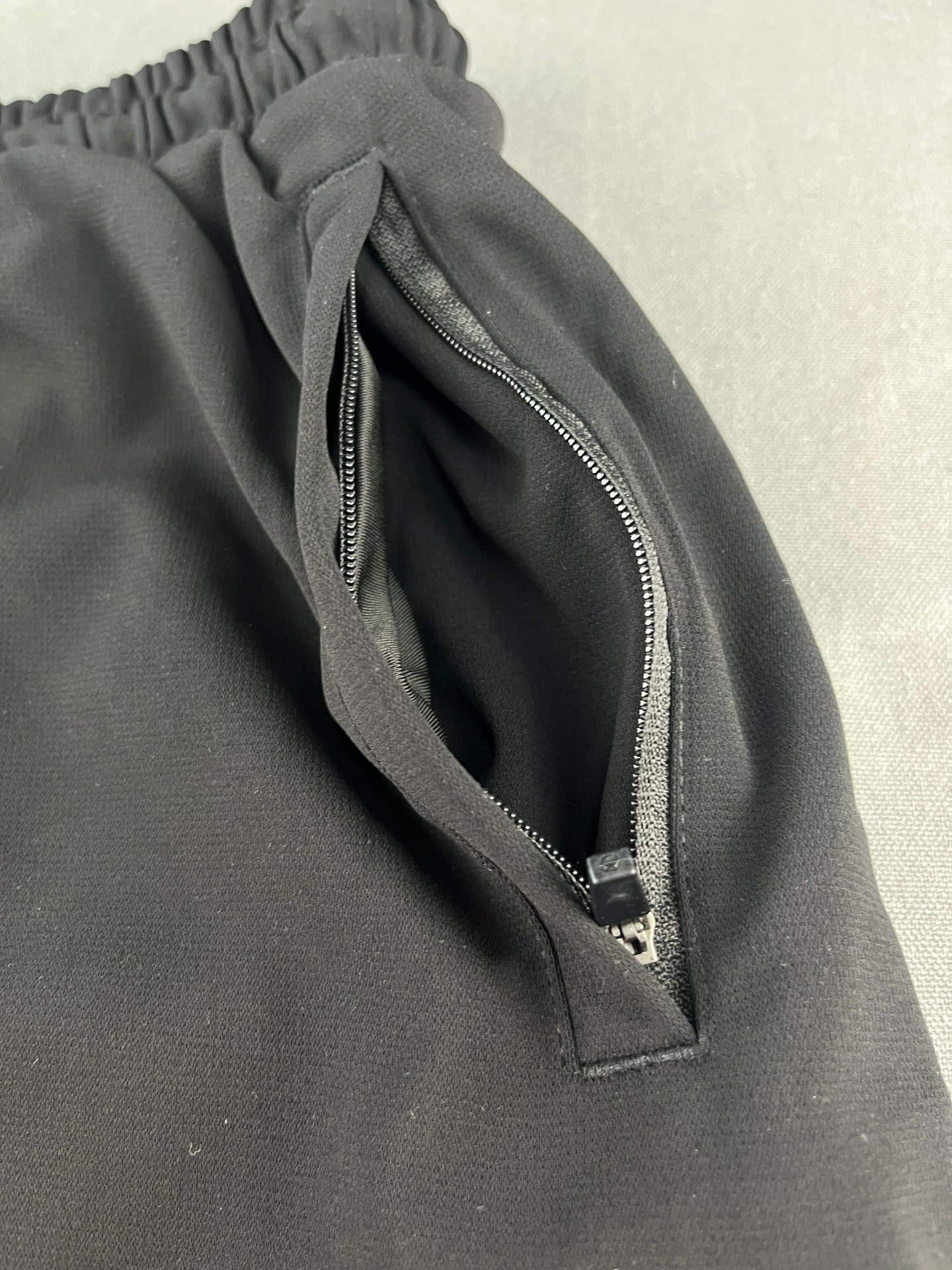 Nike Men’s Black Fleece Shorts – Logo Print