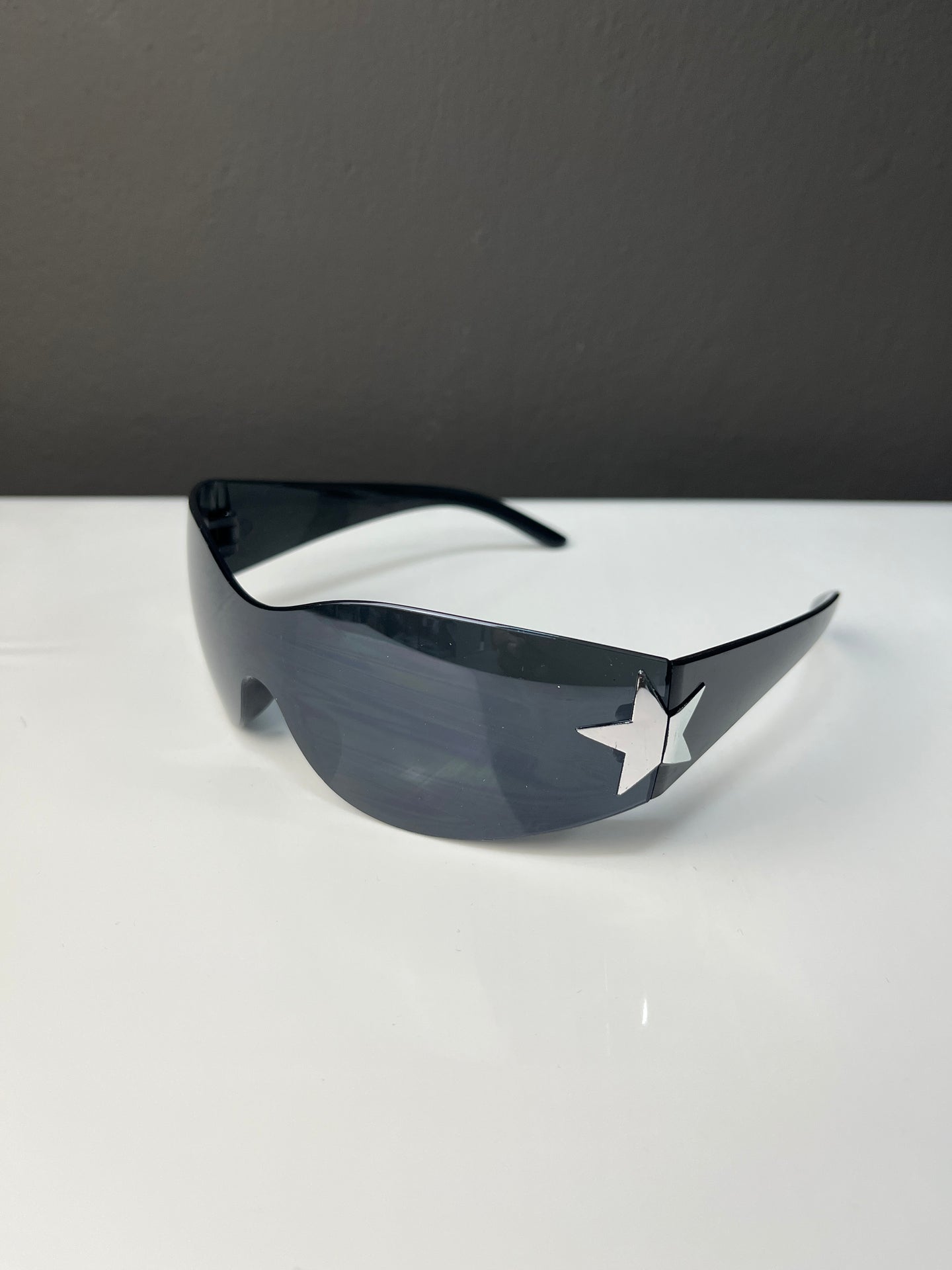 Y2K Wrap Black Sunglasses