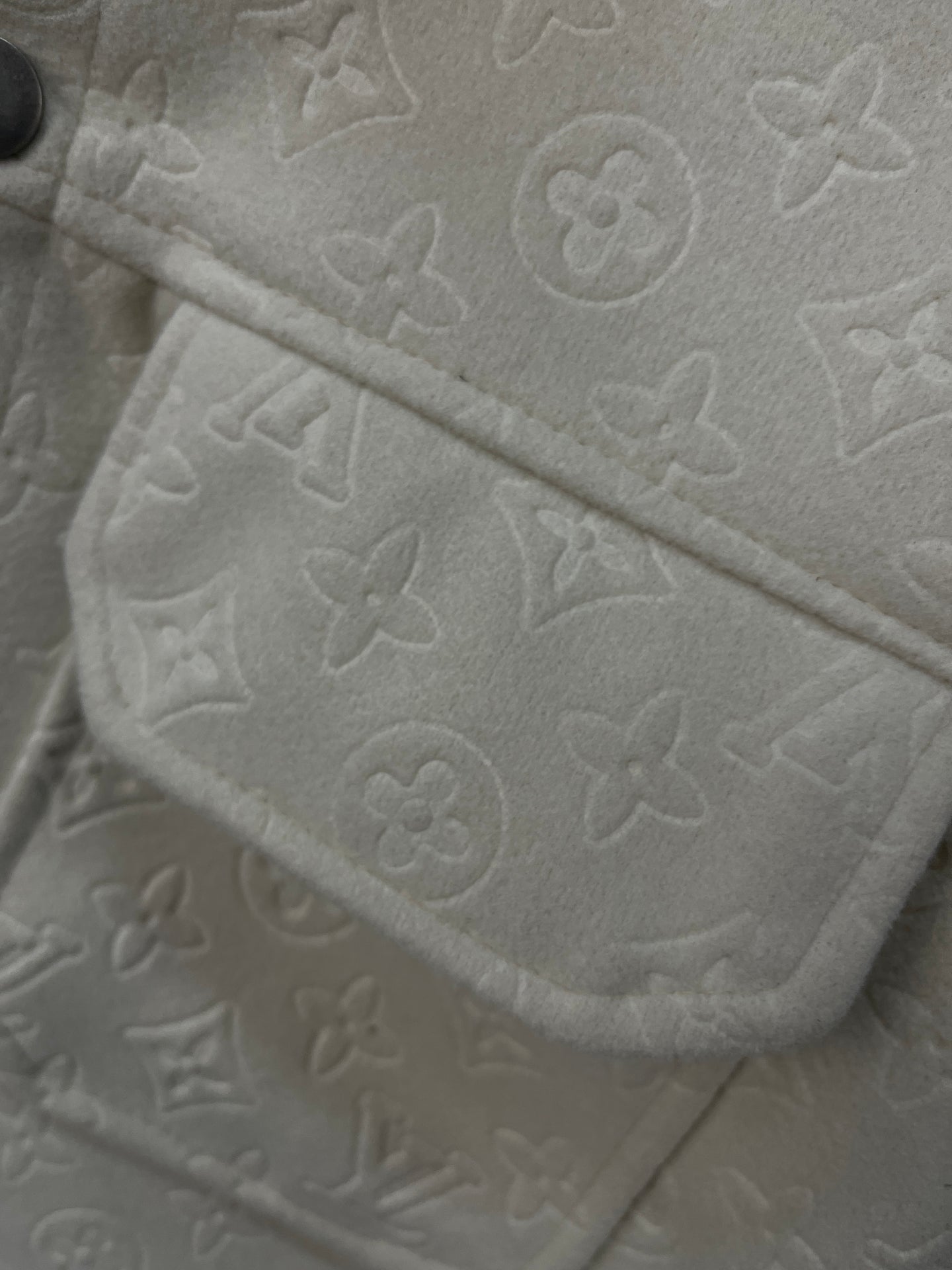 Louis Vuitton Off White Buttoned Shacket