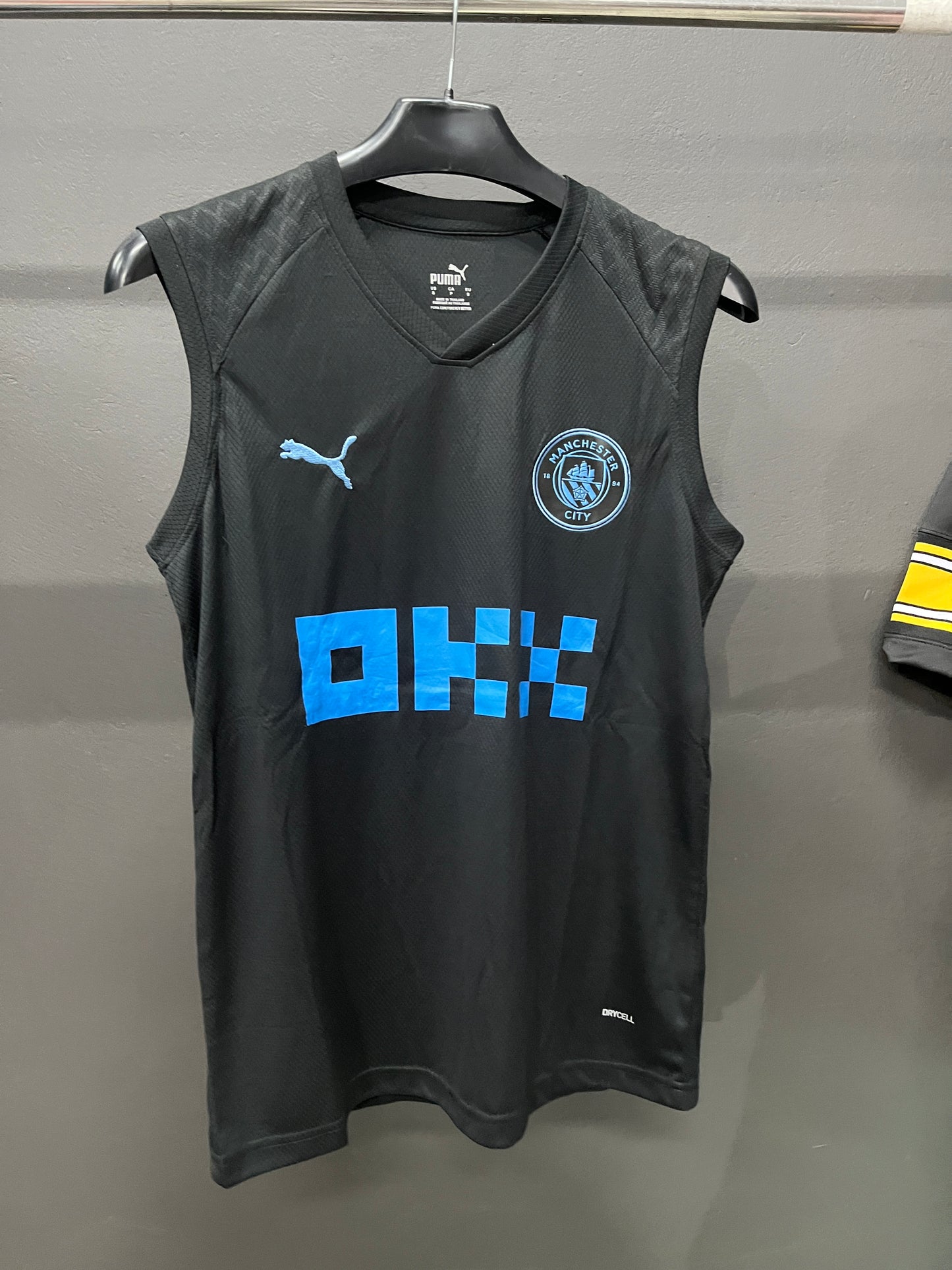 Manchester City Black Sando