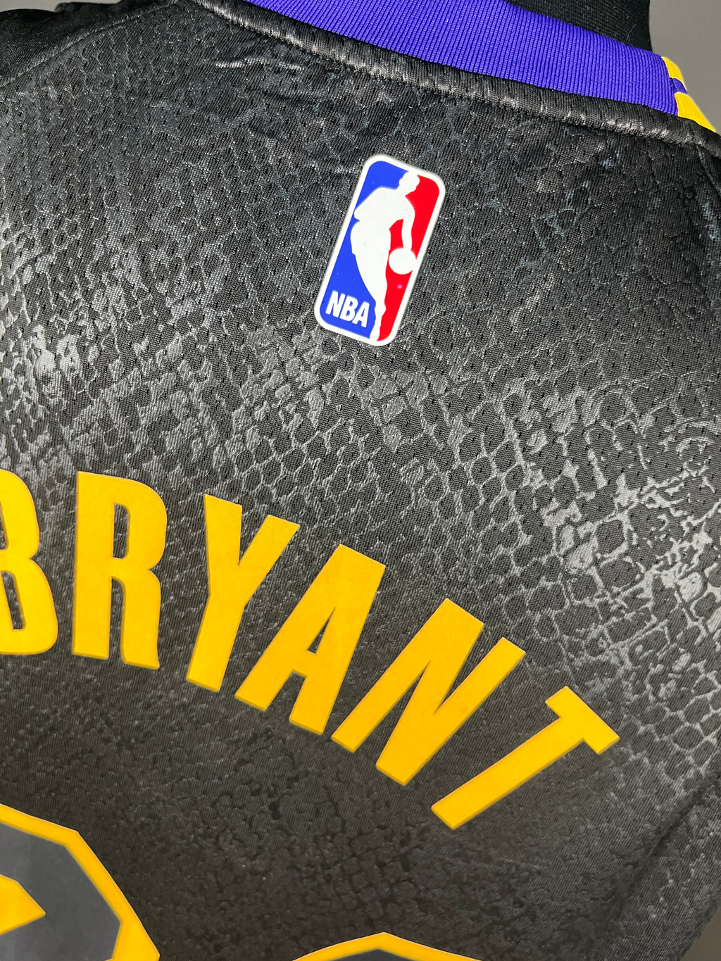 BRYANT 24 Black Los Angeles Lakers Heat Pressed Edition NBA Jersey