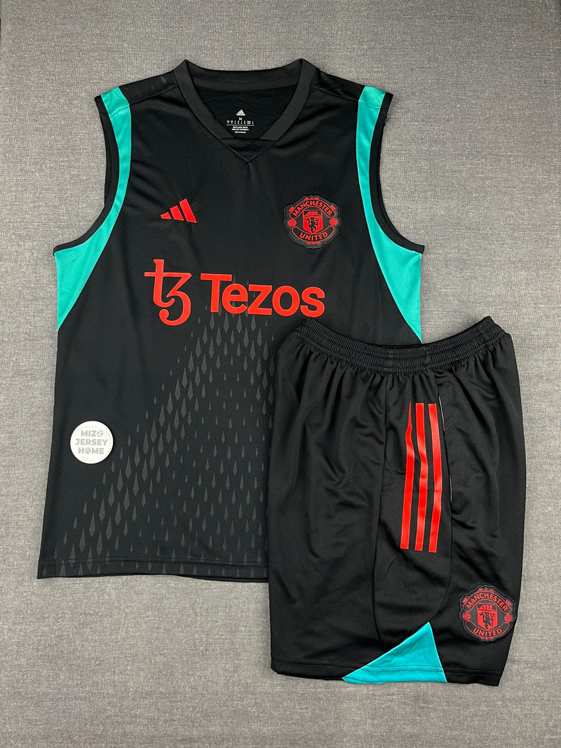 Manchester United TEZOS Black Sando Set
