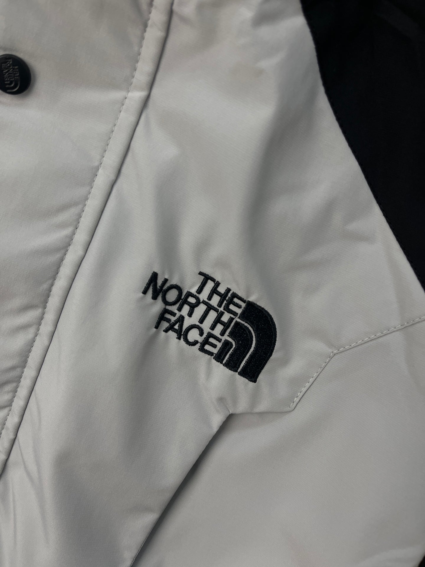 The North Face Light Puffer Gray & Black Jacket