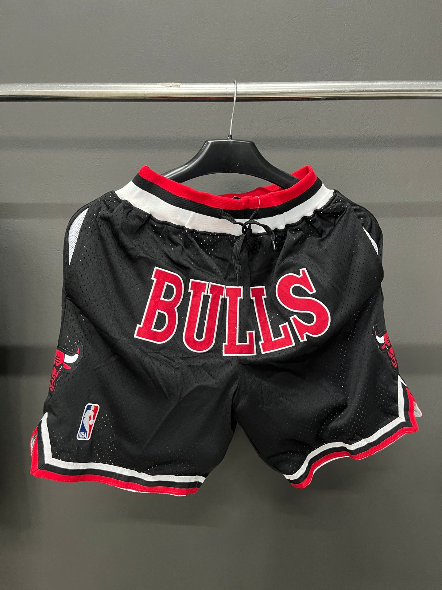 Chicago Bulls Black Shorts Full Embroidery