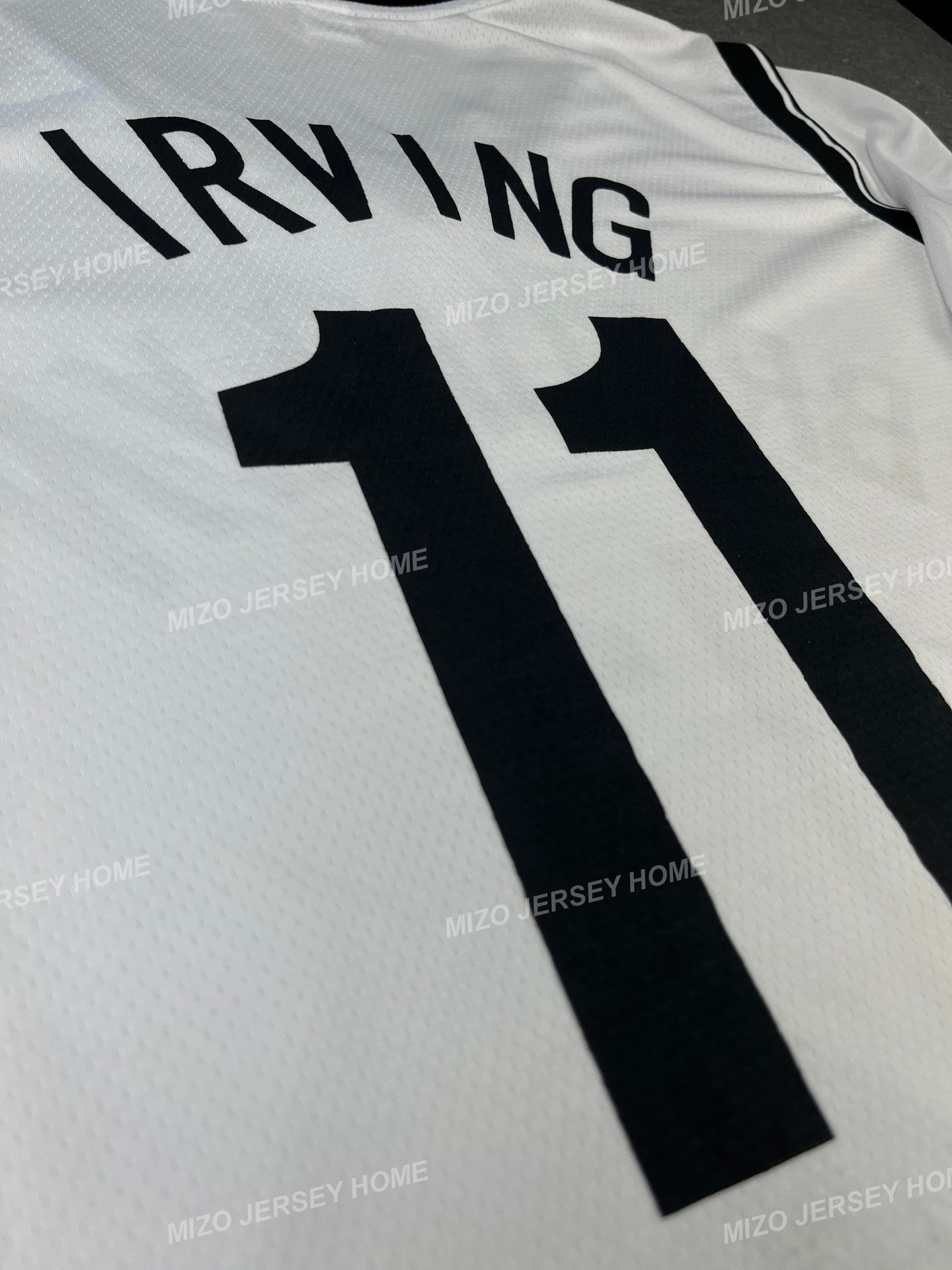 KYRIE IRVING 11 Brooklyn NBA T-SHIRT