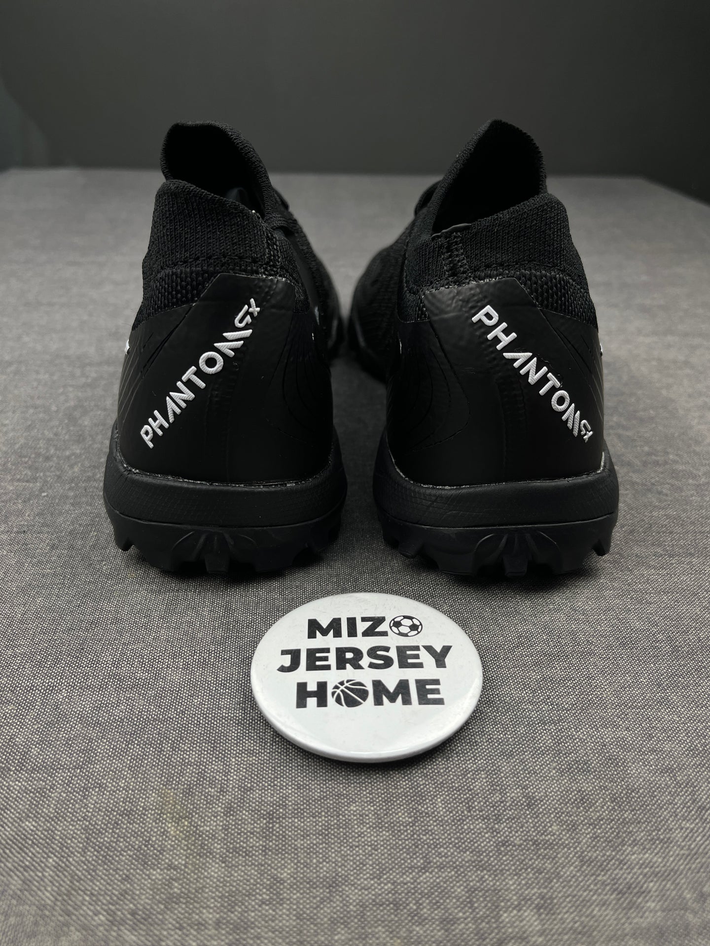 NIKE Phantom GX II Elite TF Futsal Shoes