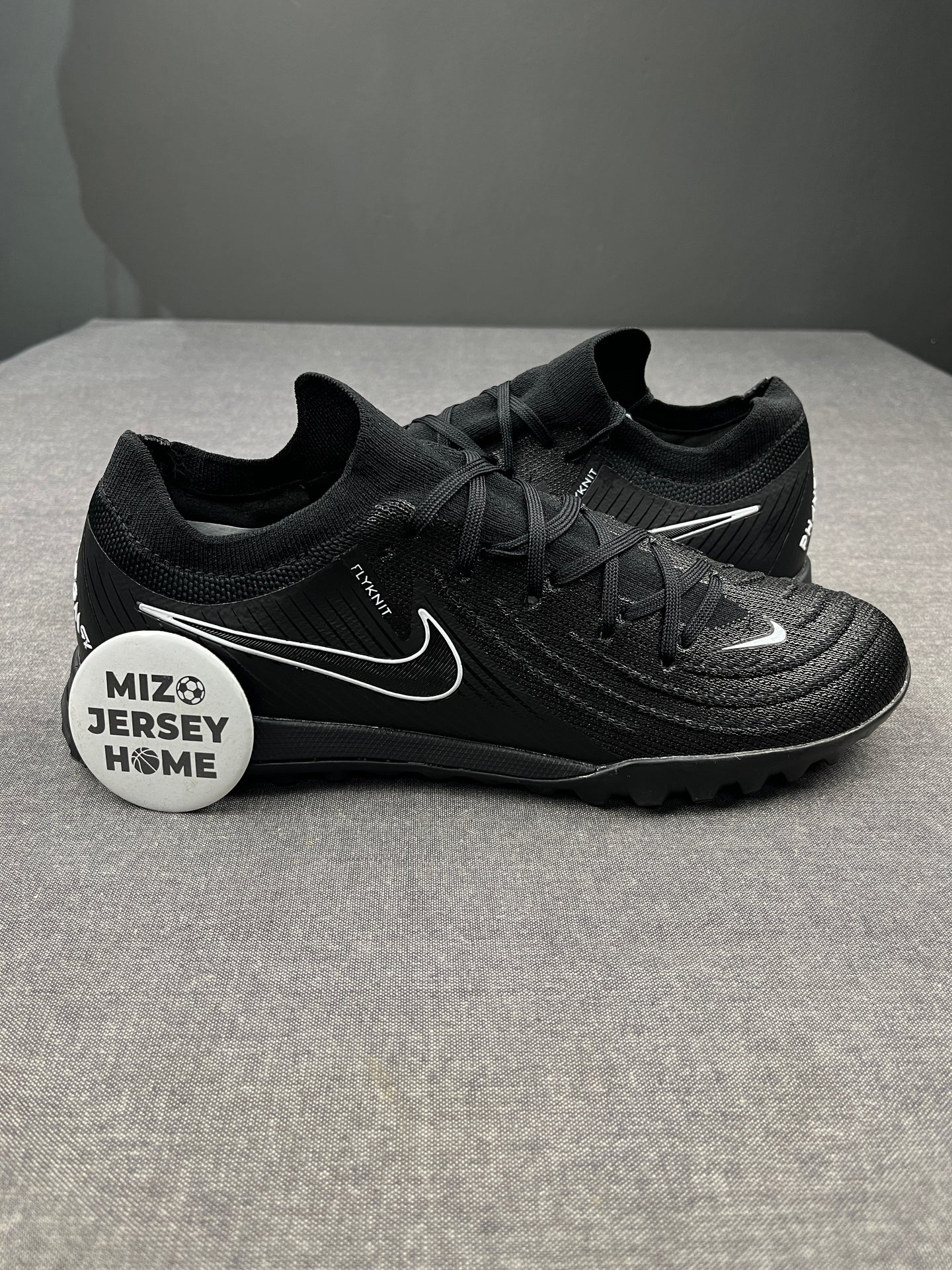 NIKE Phantom GX II Elite TF Futsal Shoes