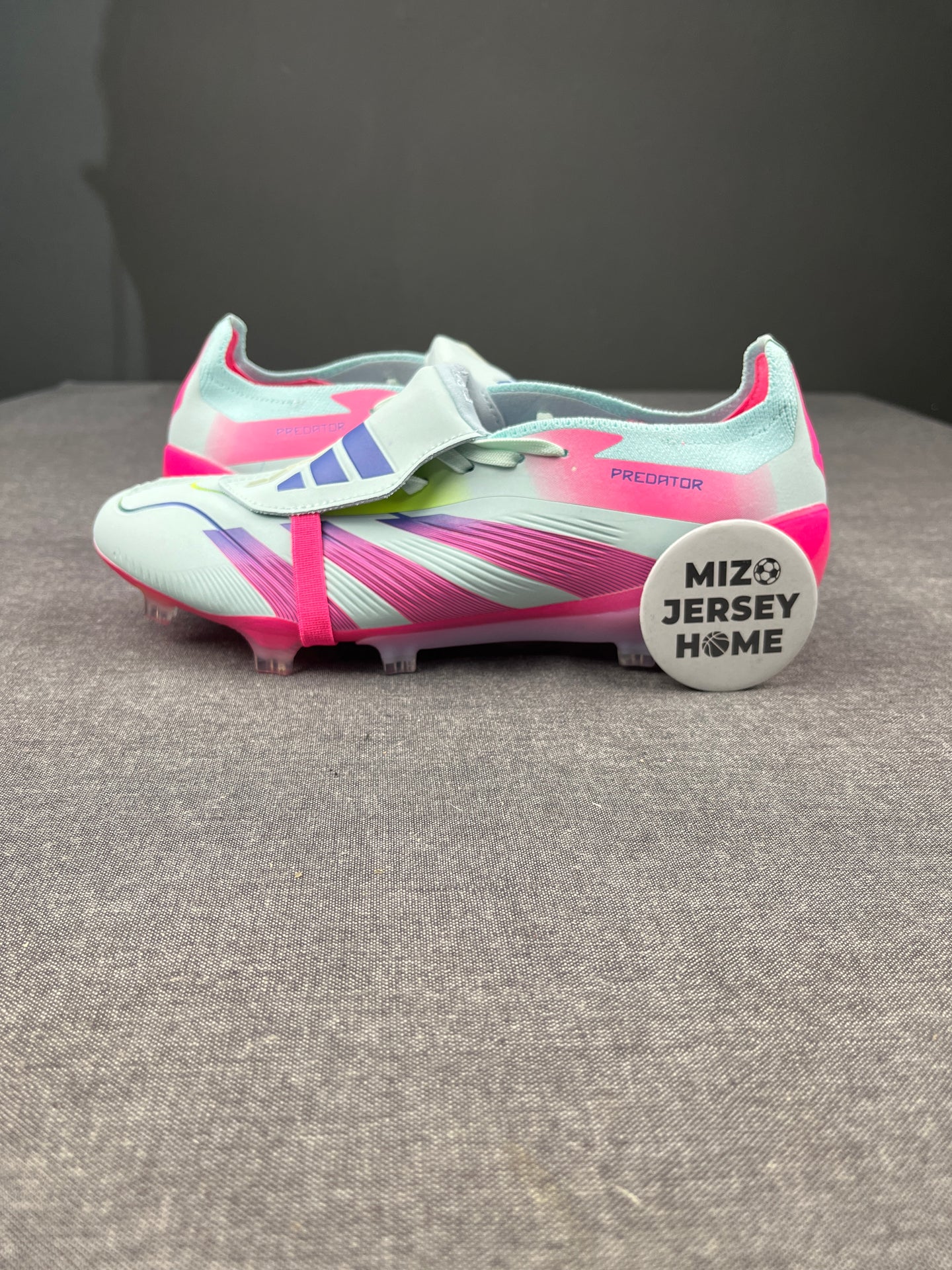 ADIDAS PREDATOR TONGUE Pink/White FG Football Shoes