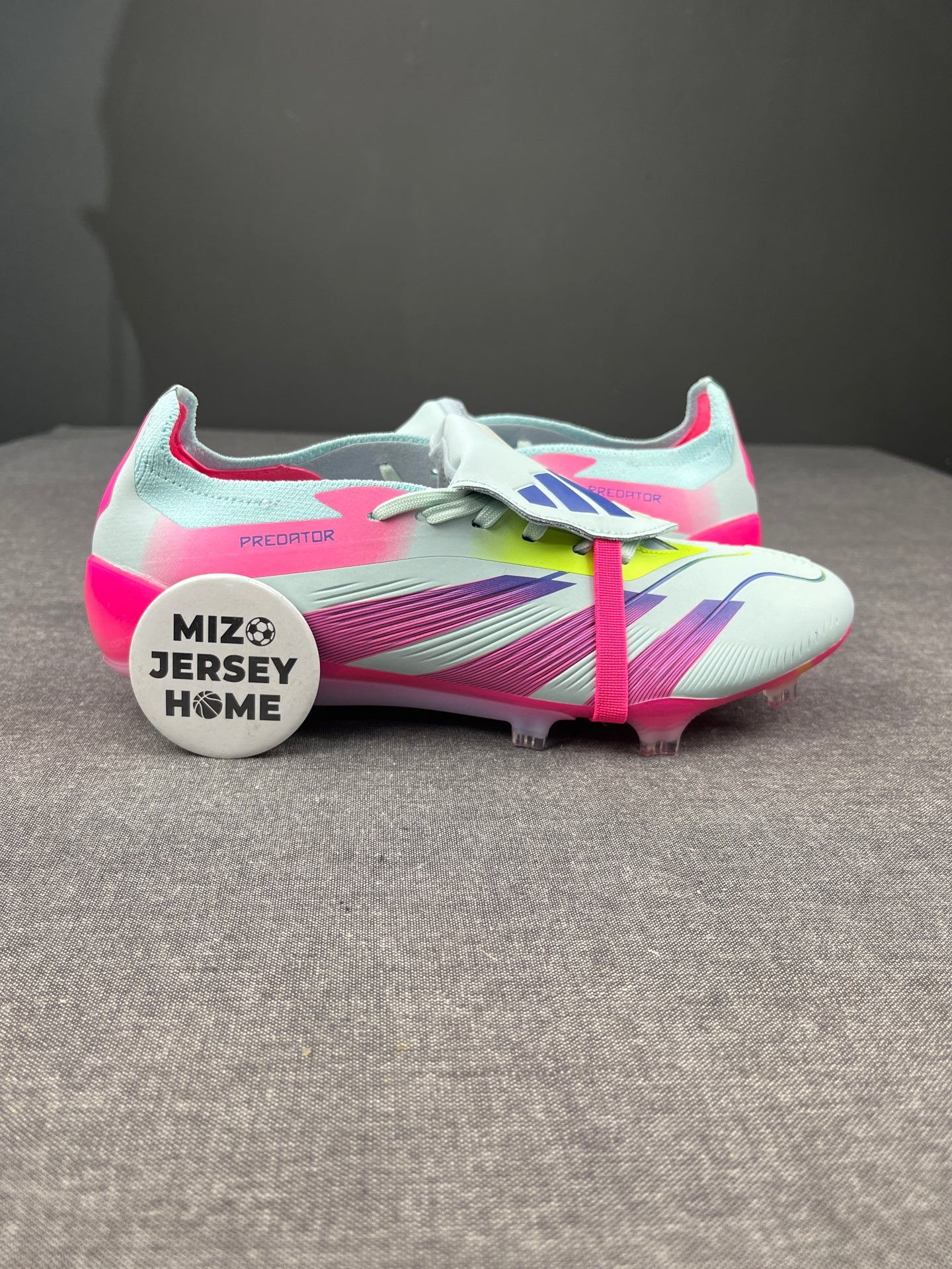 ADIDAS PREDATOR TONGUE Pink/White FG Football Shoes