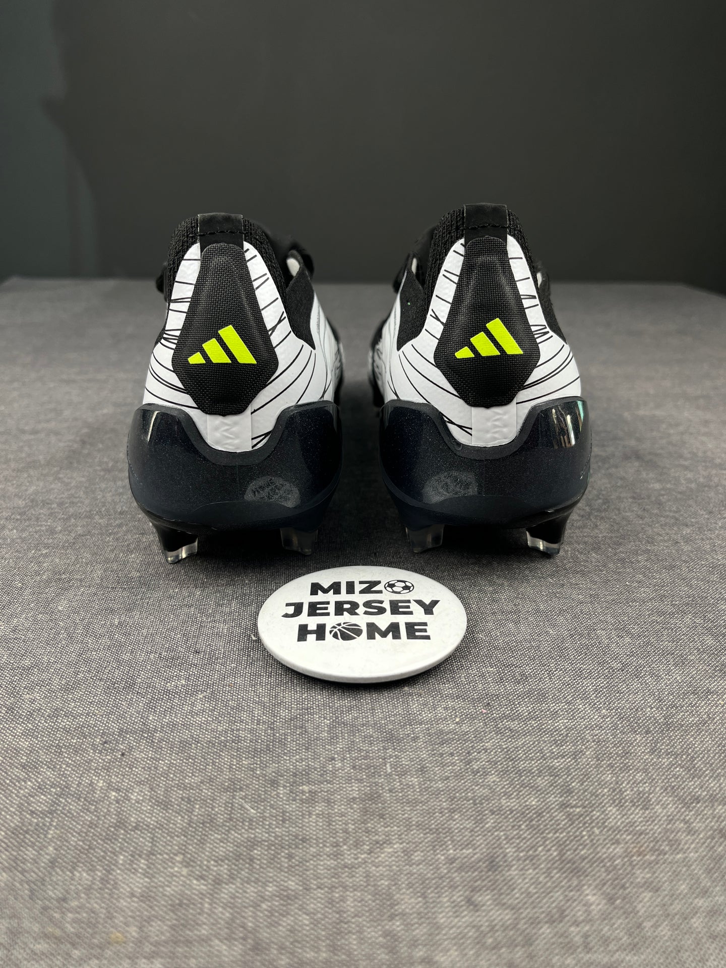 ADIDAS PREDATOR Football Shoes