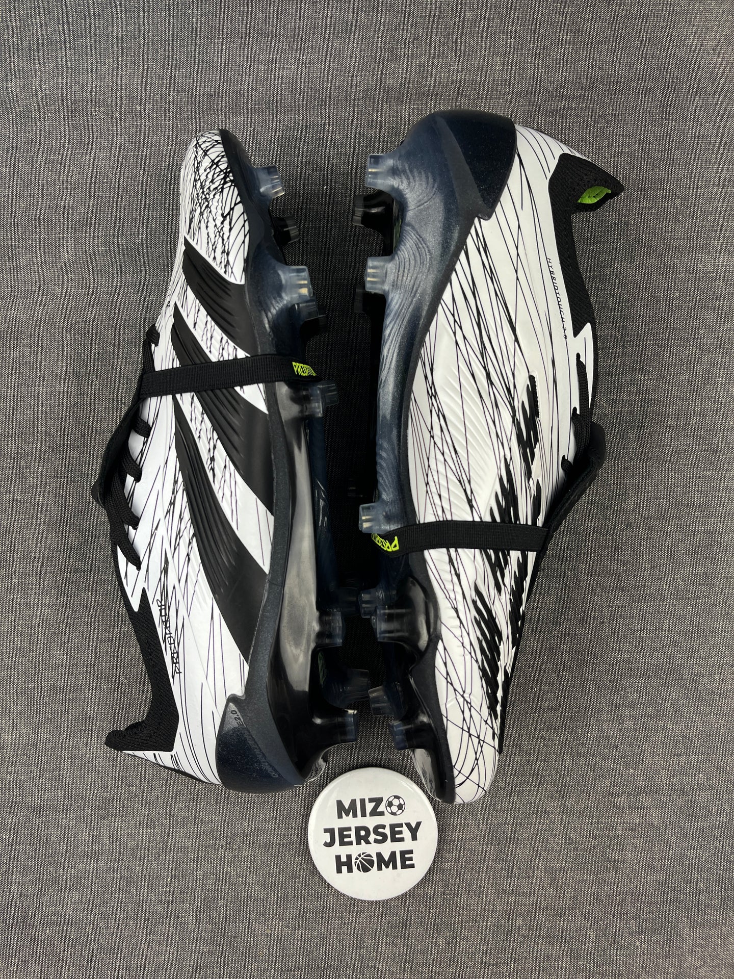 ADIDAS PREDATOR Football Shoes