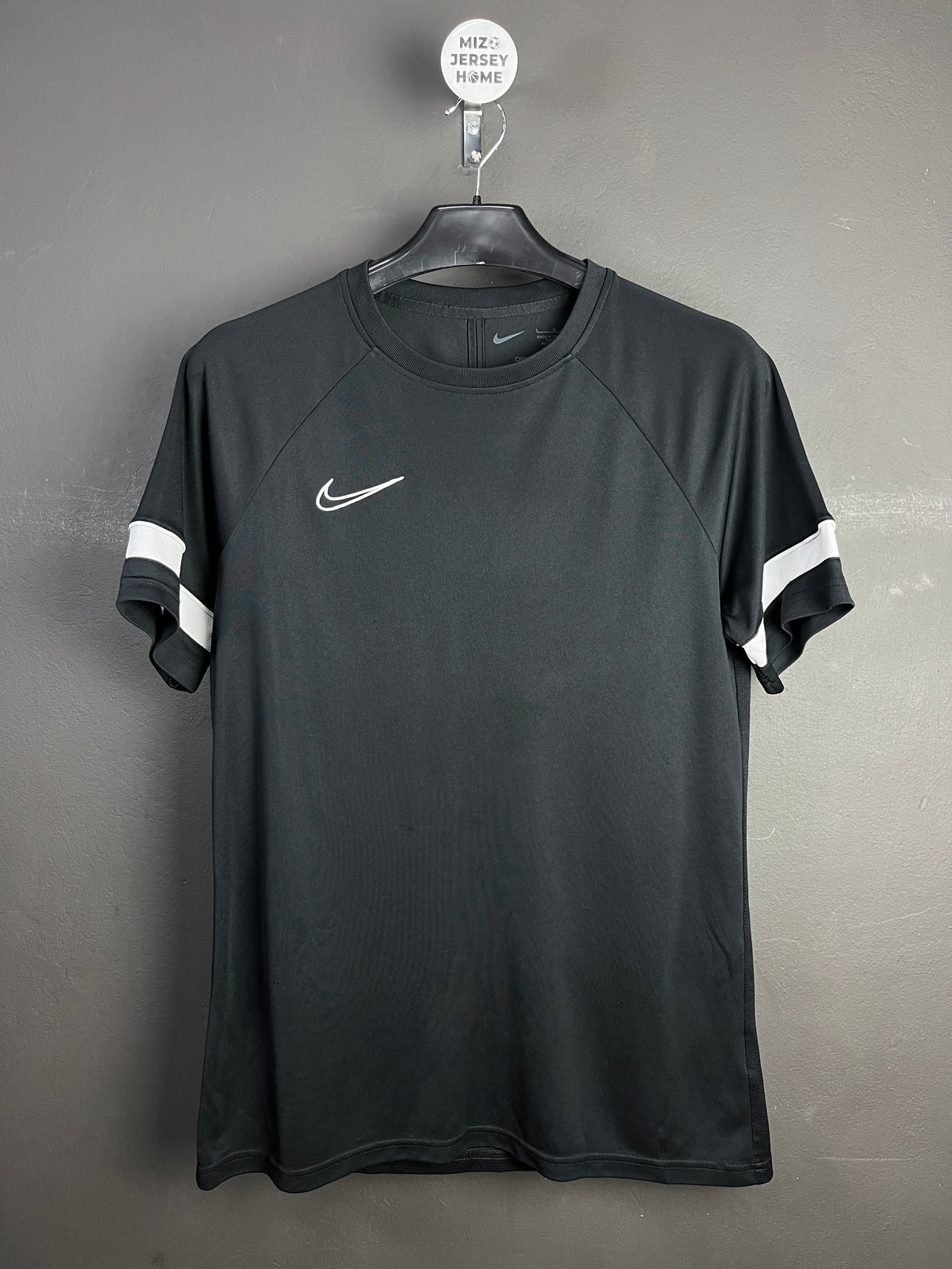 Nike Dri-FIT Men's Black Shirt (Size-L)