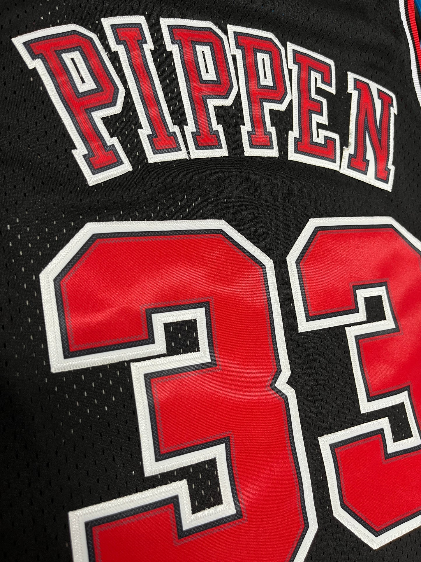 PIPPEN 33 Black Chicago Bulls NBA Jersey