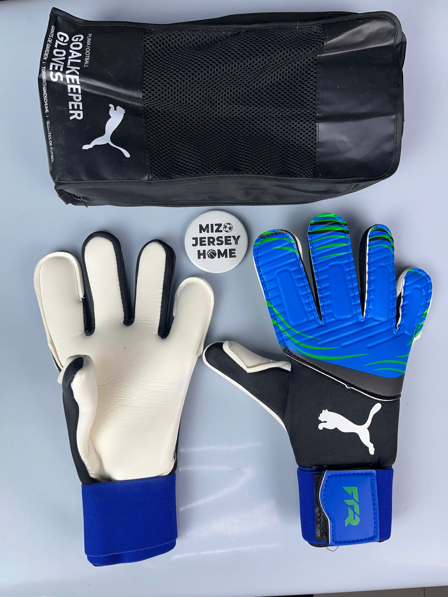 Puma Ultra Pro Goalkeeper Gloves