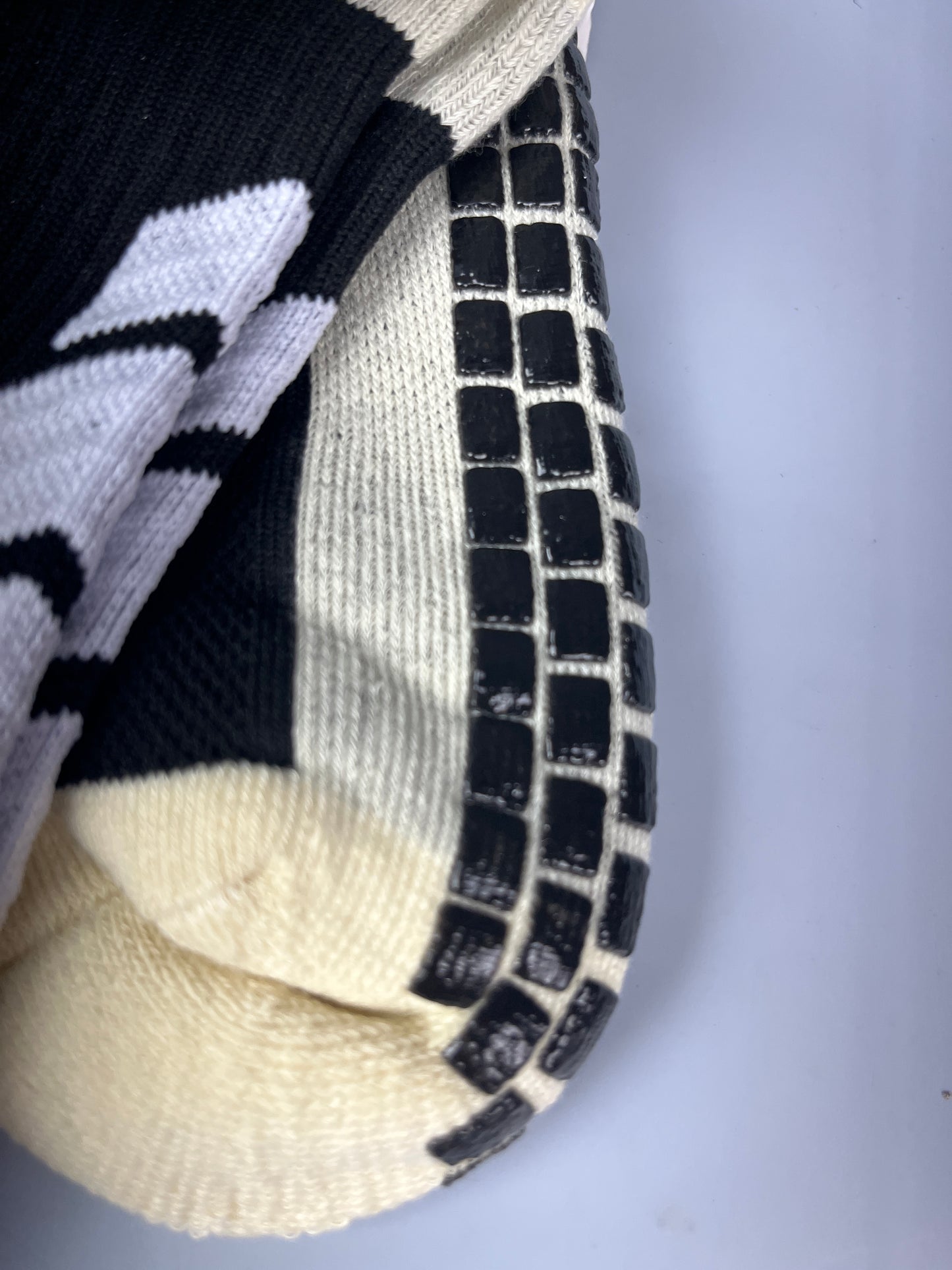 NIKE Black Grip Crew Socks